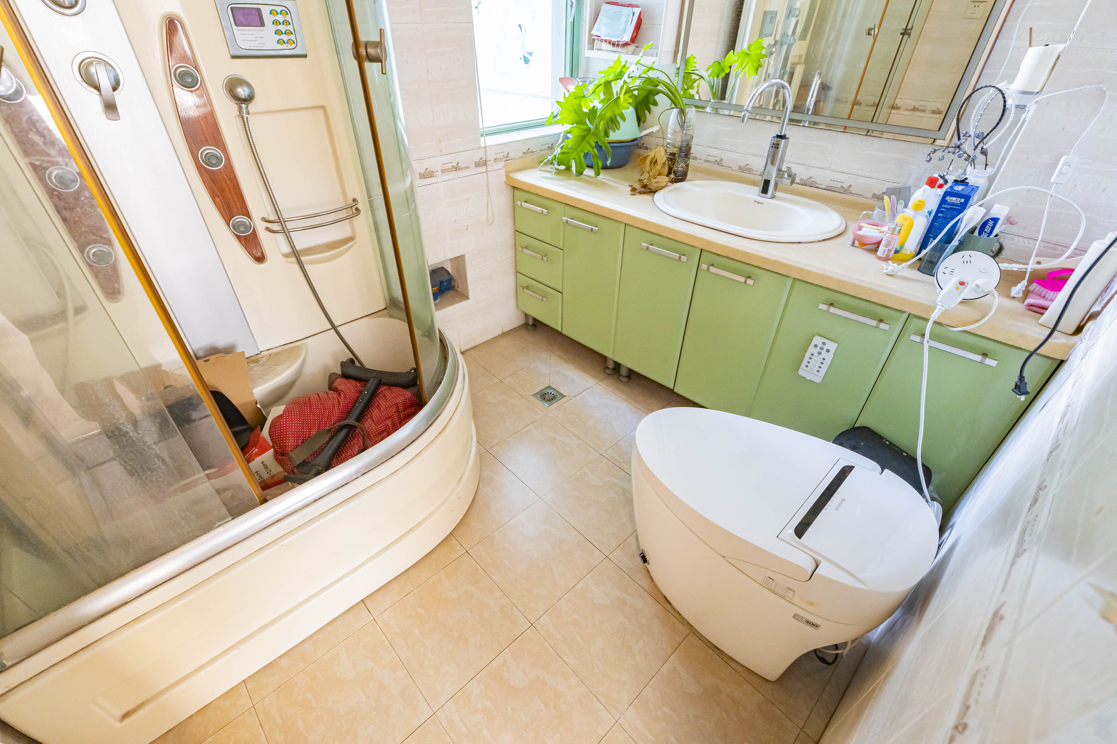 锦绣华天 3室2厅2卫 120.0万 锦绣华天 3室2厅2卫 120.0万卫生间