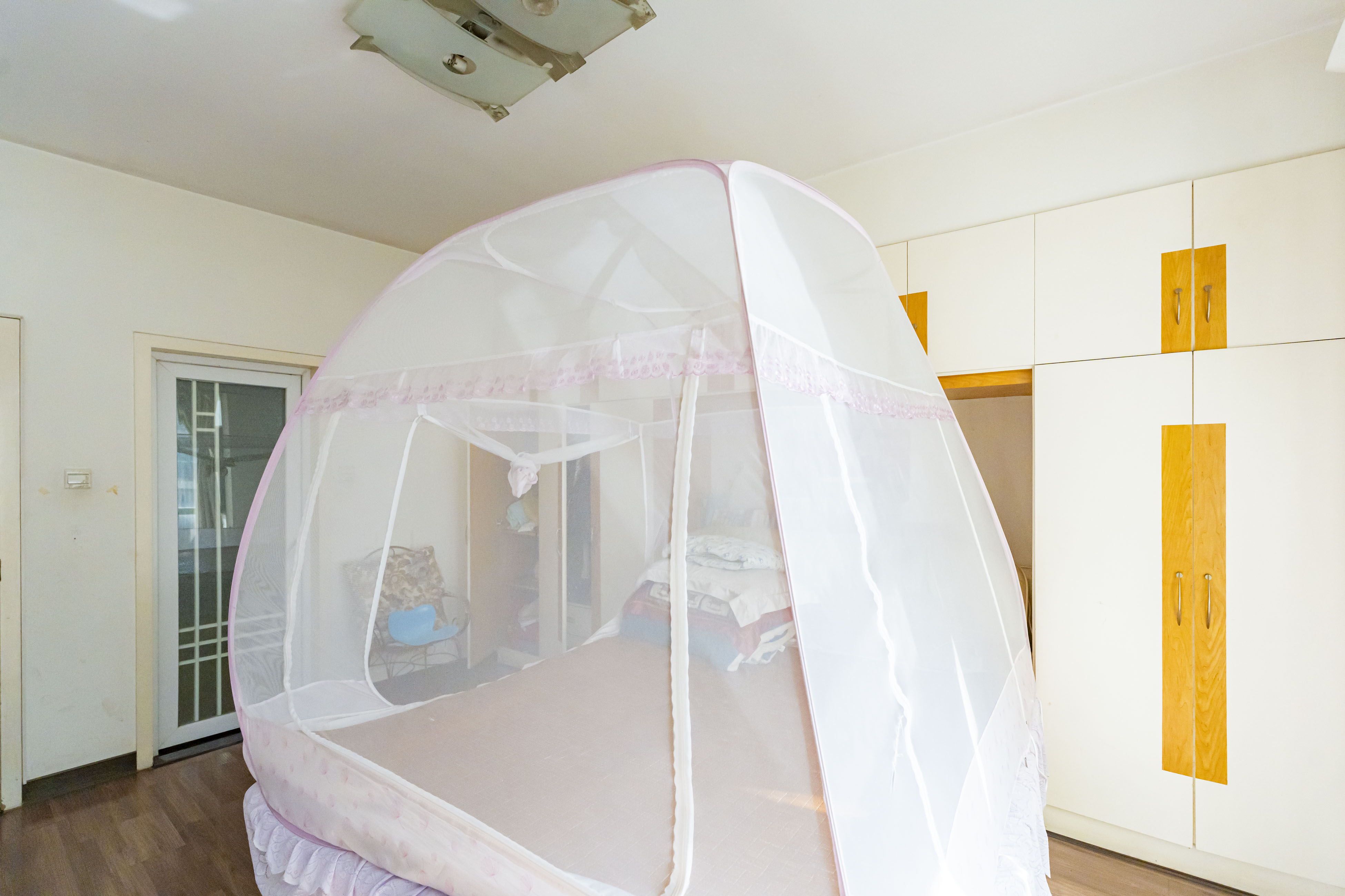 锦绣华天 3室2厅2卫 120.0万 锦绣华天 3室2厅2卫 120.0万卧室