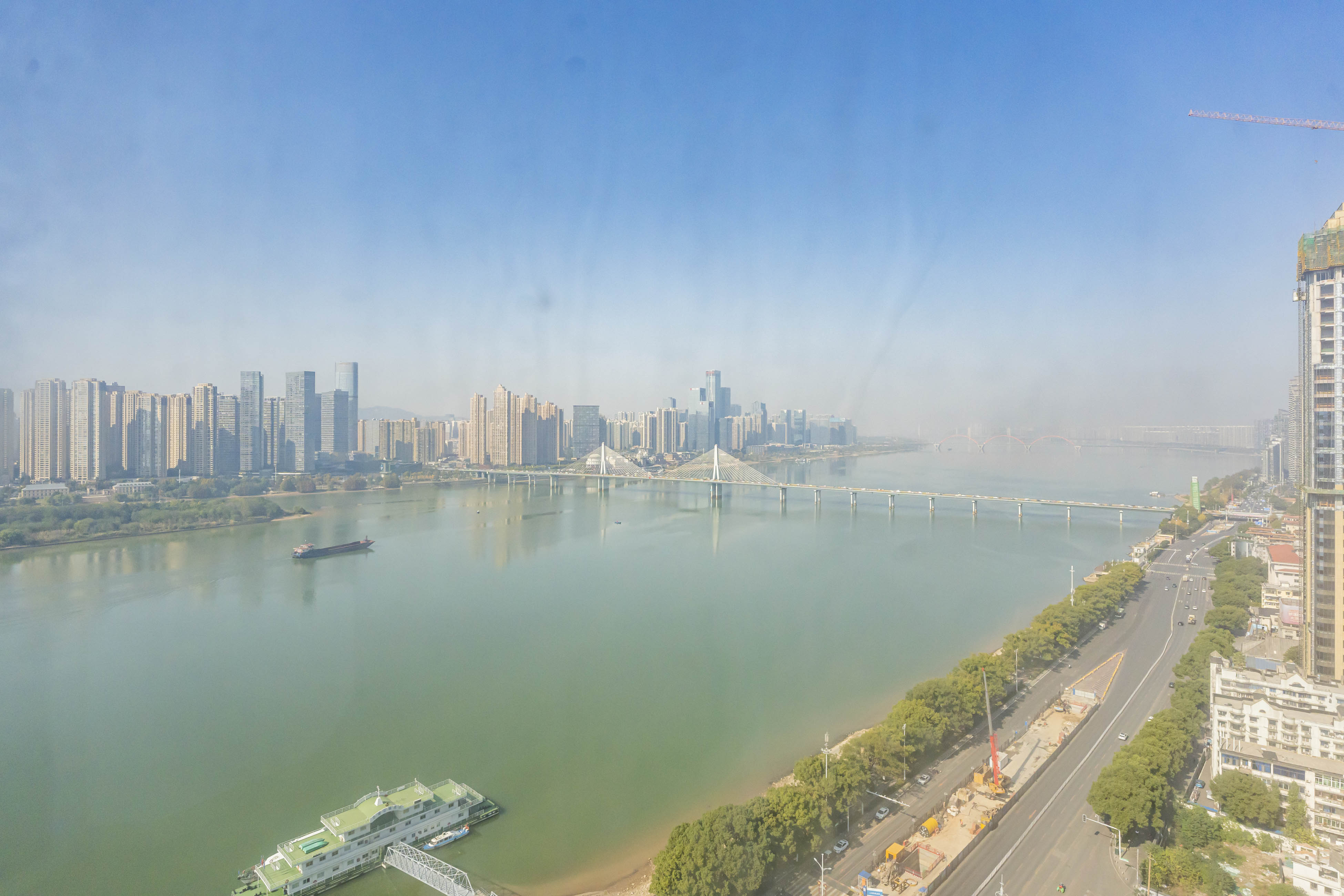 金色屋顶  4室2厅3卫    245.0万 金色屋顶  4室2厅3卫    245.0万其他