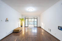 藏珑湖上国际花园  4室2厅1卫    189.0万 藏珑湖上国际花园  4室2厅1卫    189.0万