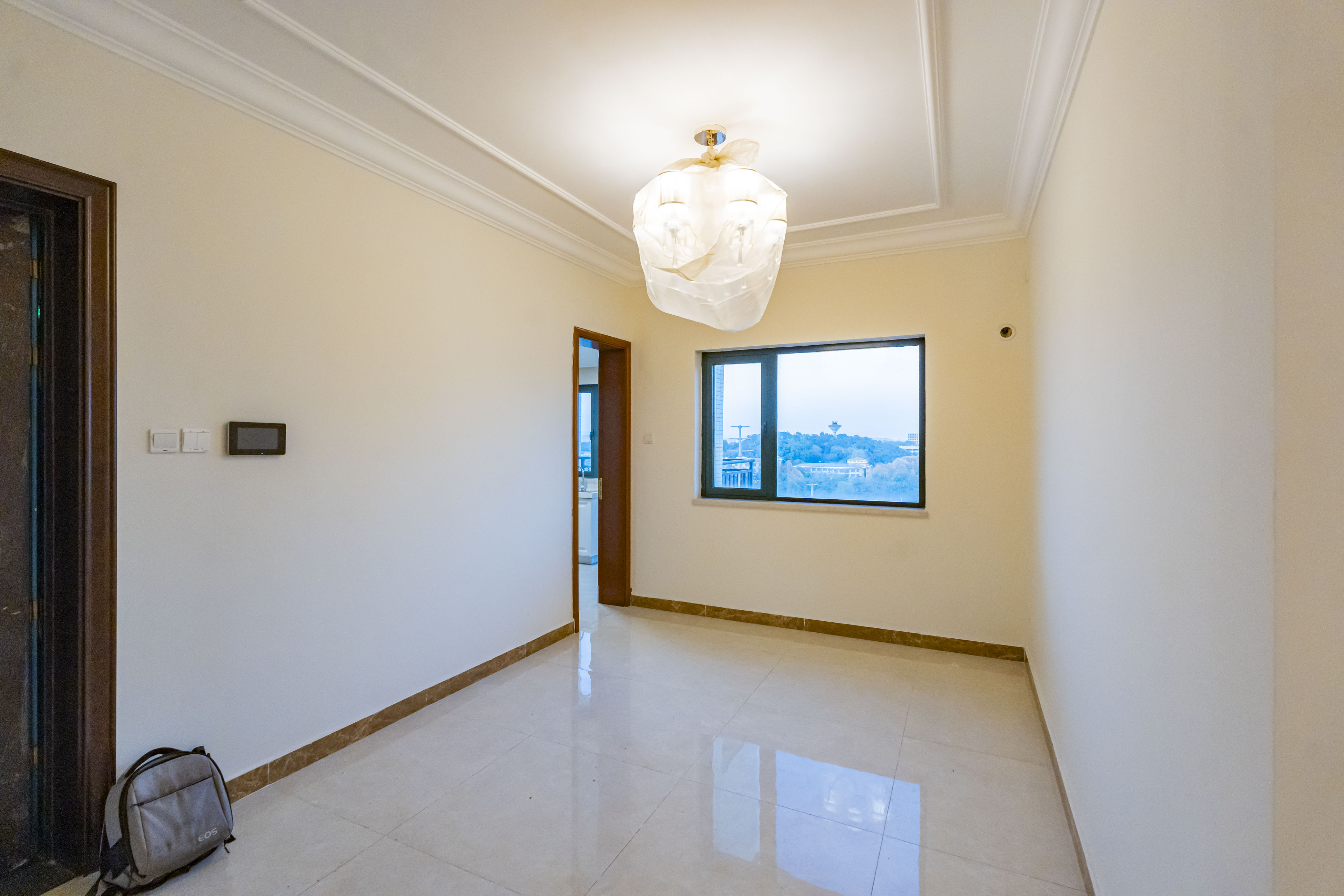 恒大雅苑 1室2厅2卫 122.0万 恒大雅苑 1室2厅2卫 122.0万客厅