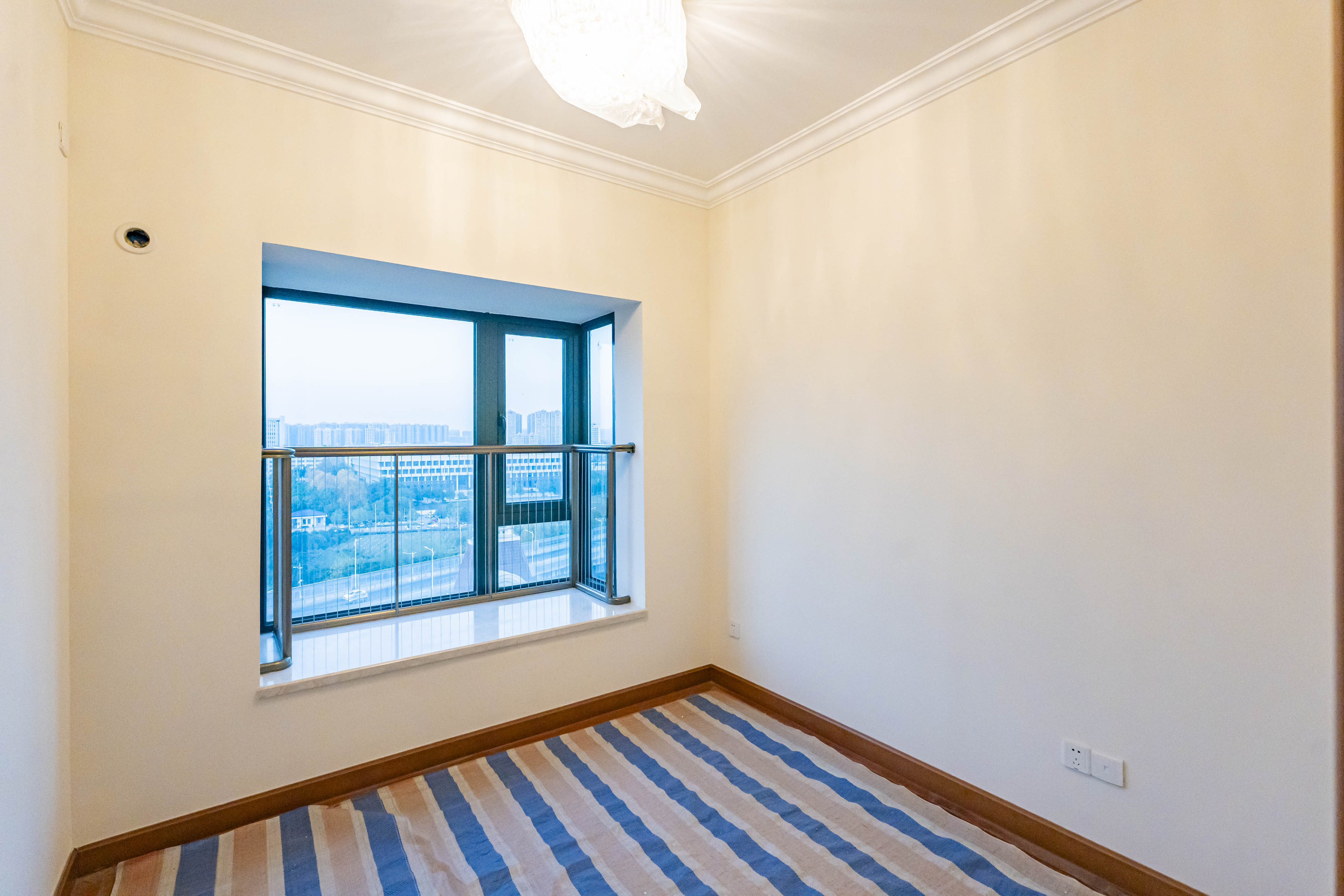 恒大雅苑 1室2厅2卫 122.0万 恒大雅苑 1室2厅2卫 122.0万卧室