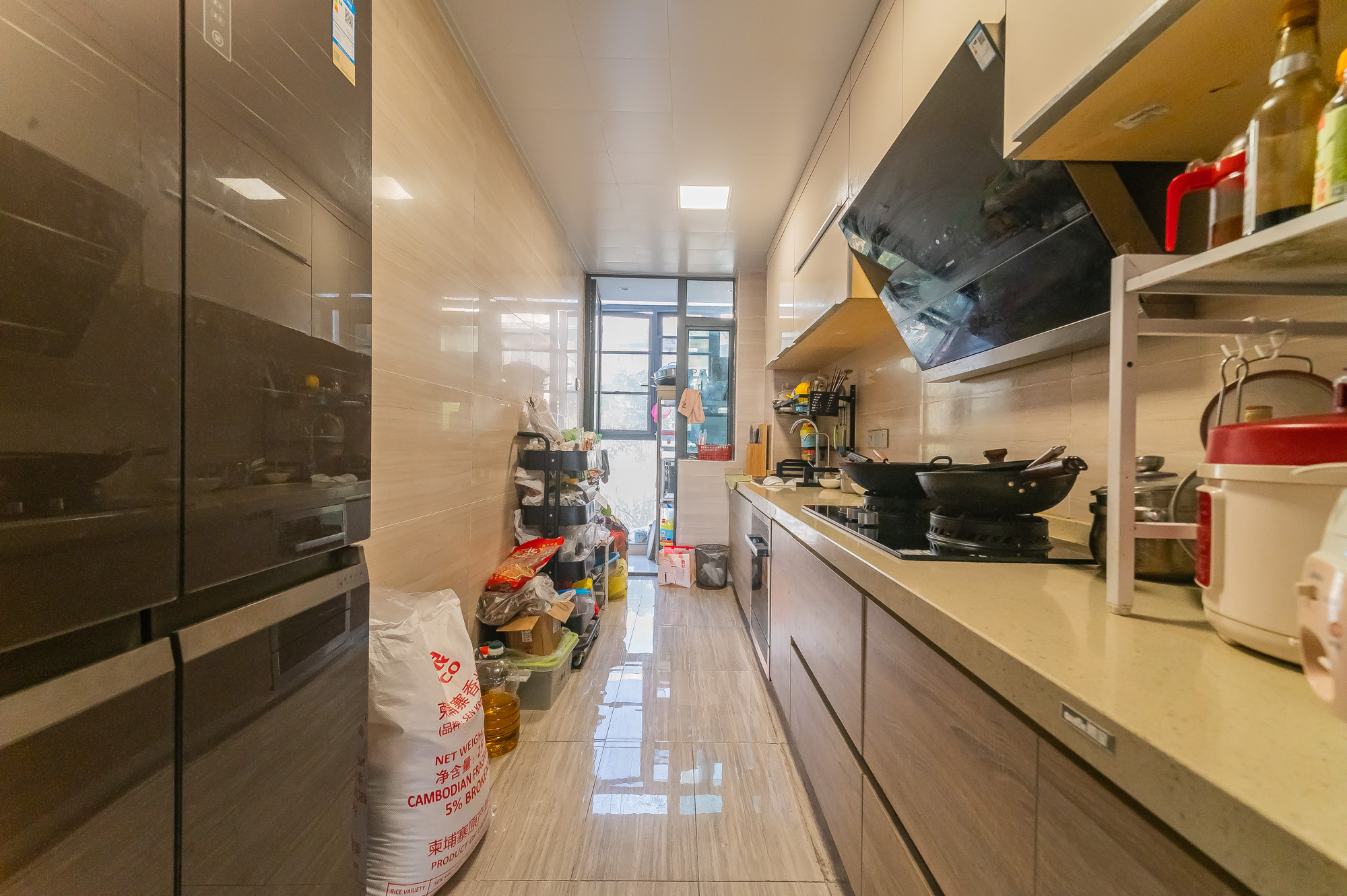 海伦春天 5室2厅3卫 288.0万 海伦春天 5室2厅3卫 288.0万厨房