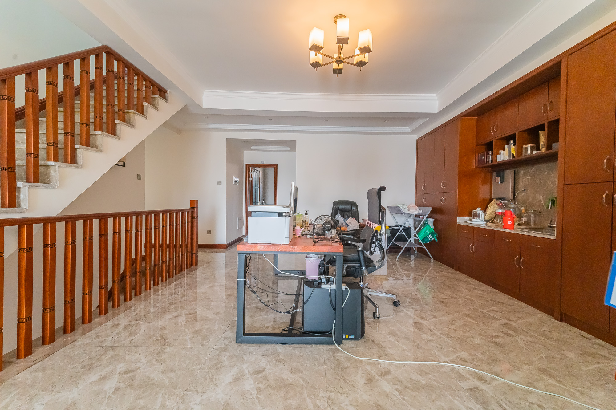 海伦春天 5室2厅3卫 288.0万 海伦春天 5室2厅3卫 288.0万卧室