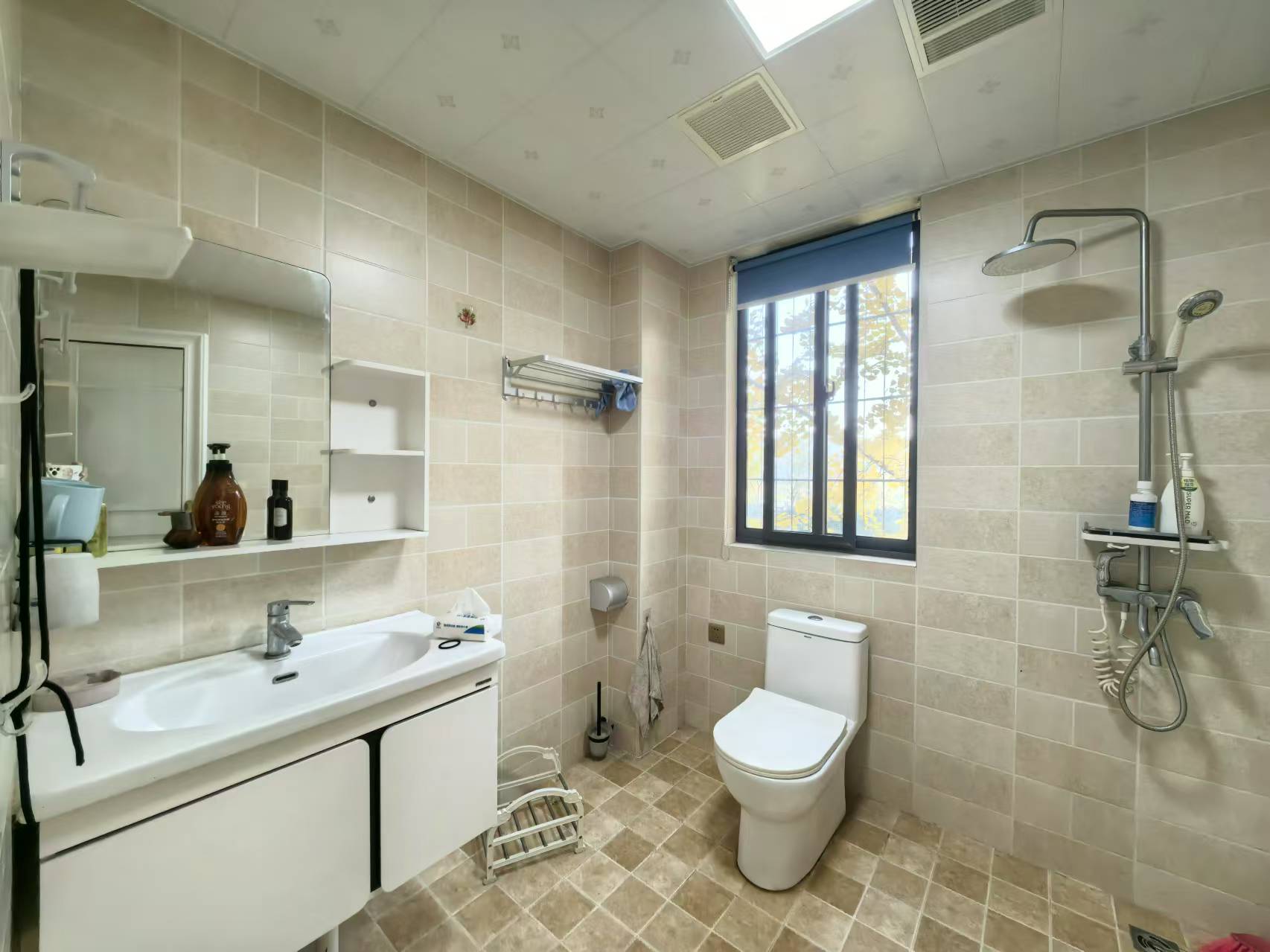 逸都花园 4室2厅2卫 70.0万 逸都花园 4室2厅2卫 70.0万室内图