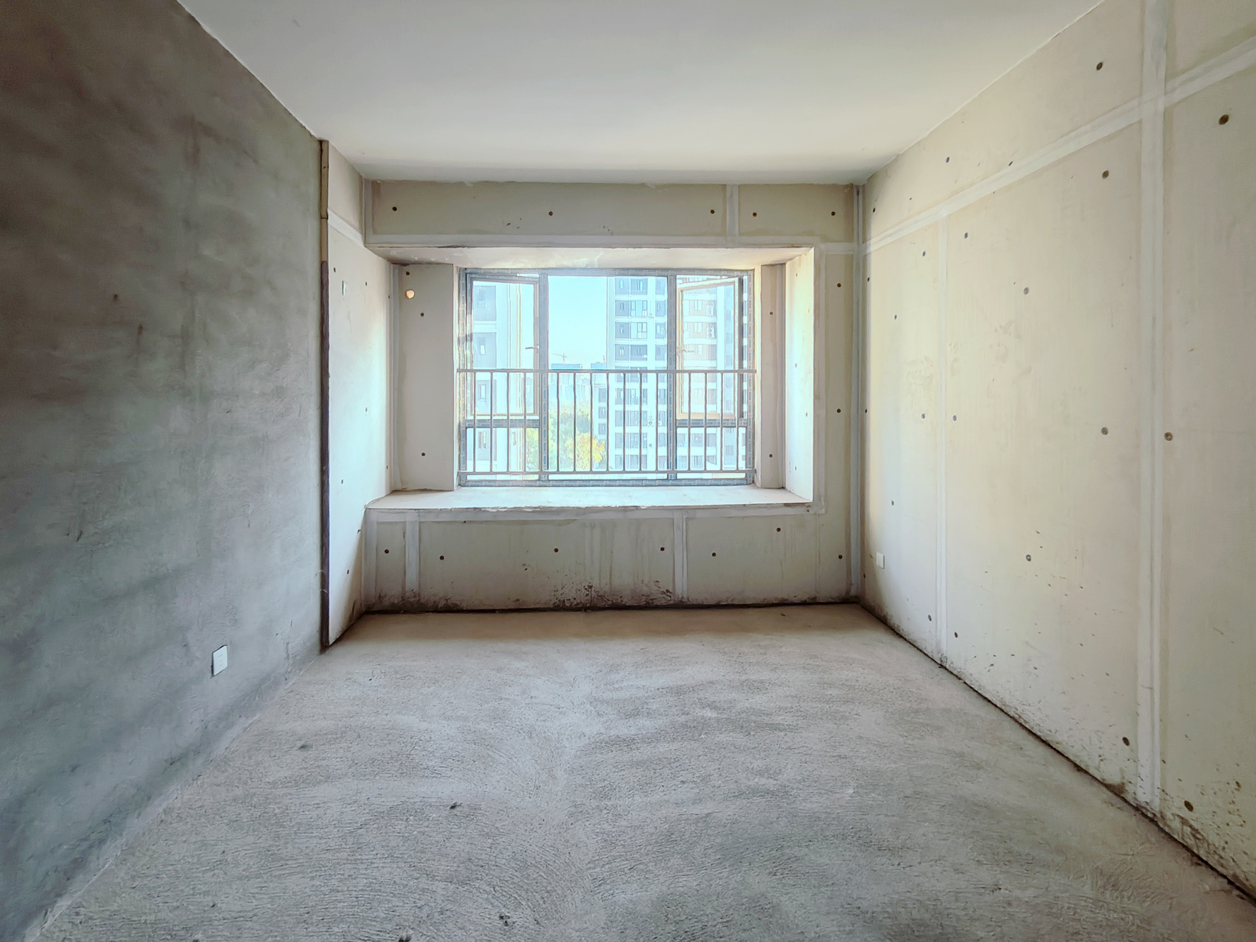 澳海云湘赋  4室2厅2卫    85.0万 澳海云湘赋  4室2厅2卫    85.0万其他