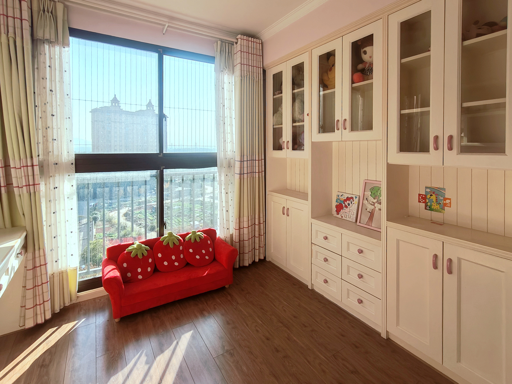 高域自然城 4室2厅2卫 86.8万 高域自然城 4室2厅2卫 86.8万阳台