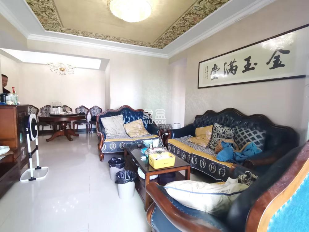 株洲恒大名都  3室2厅2卫   2000.00元/月室内图