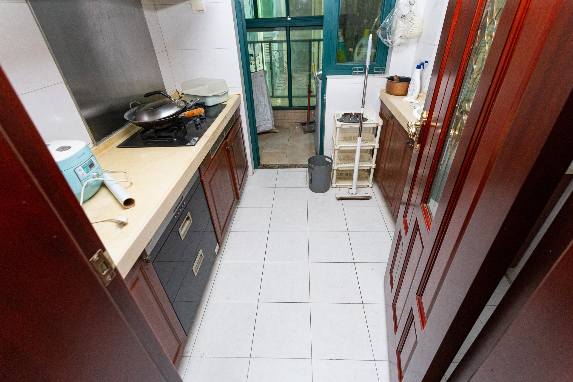 恒大名都 2室2厅1卫 57.8万 恒大名都 2室2厅1卫 57.8万厨房