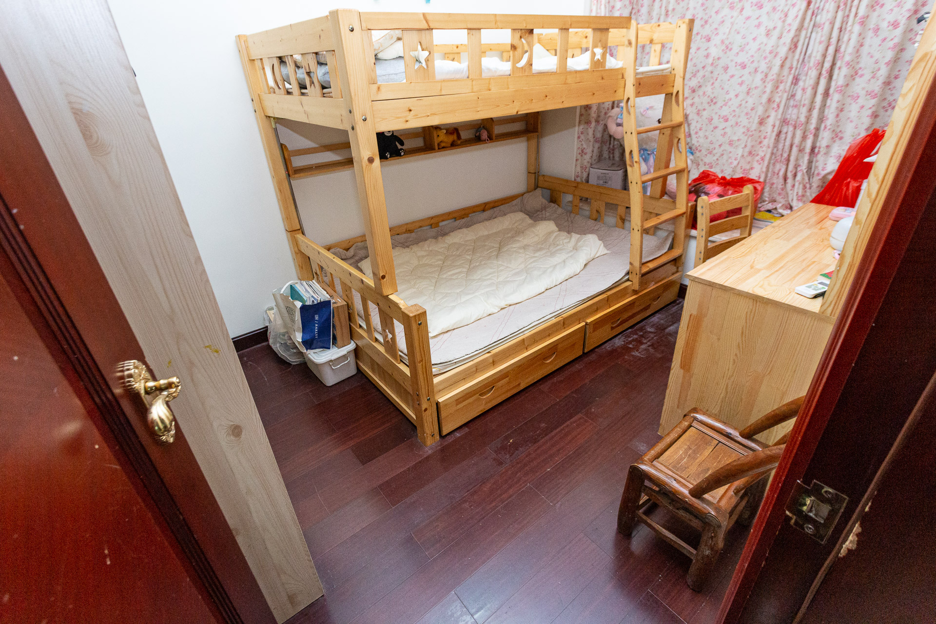 恒大名都 2室2厅1卫 57.8万 恒大名都 2室2厅1卫 57.8万卧室