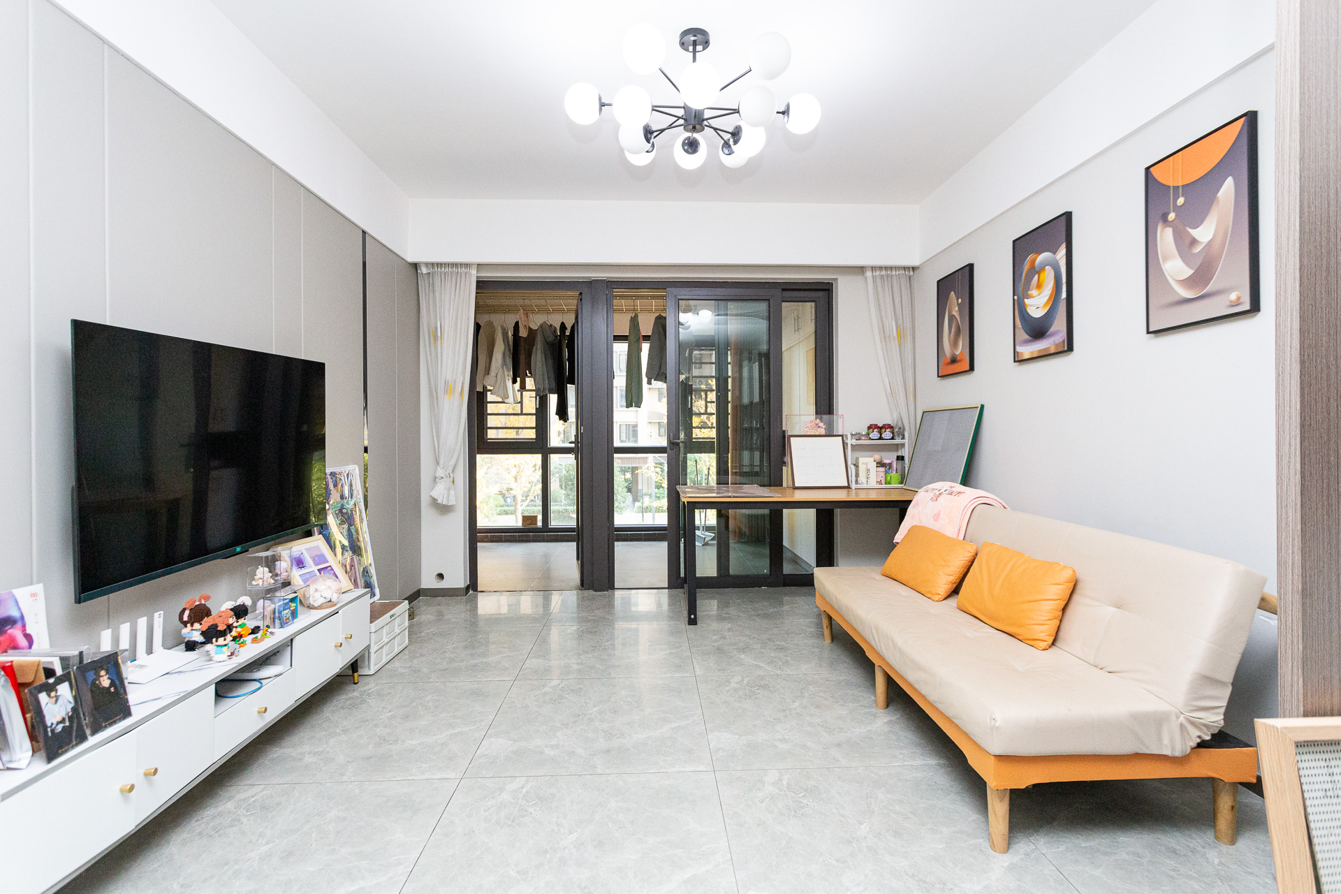 时代倾城四期 2室2厅1卫 64.8万 时代倾城四期 2室2厅1卫 64.8万客厅