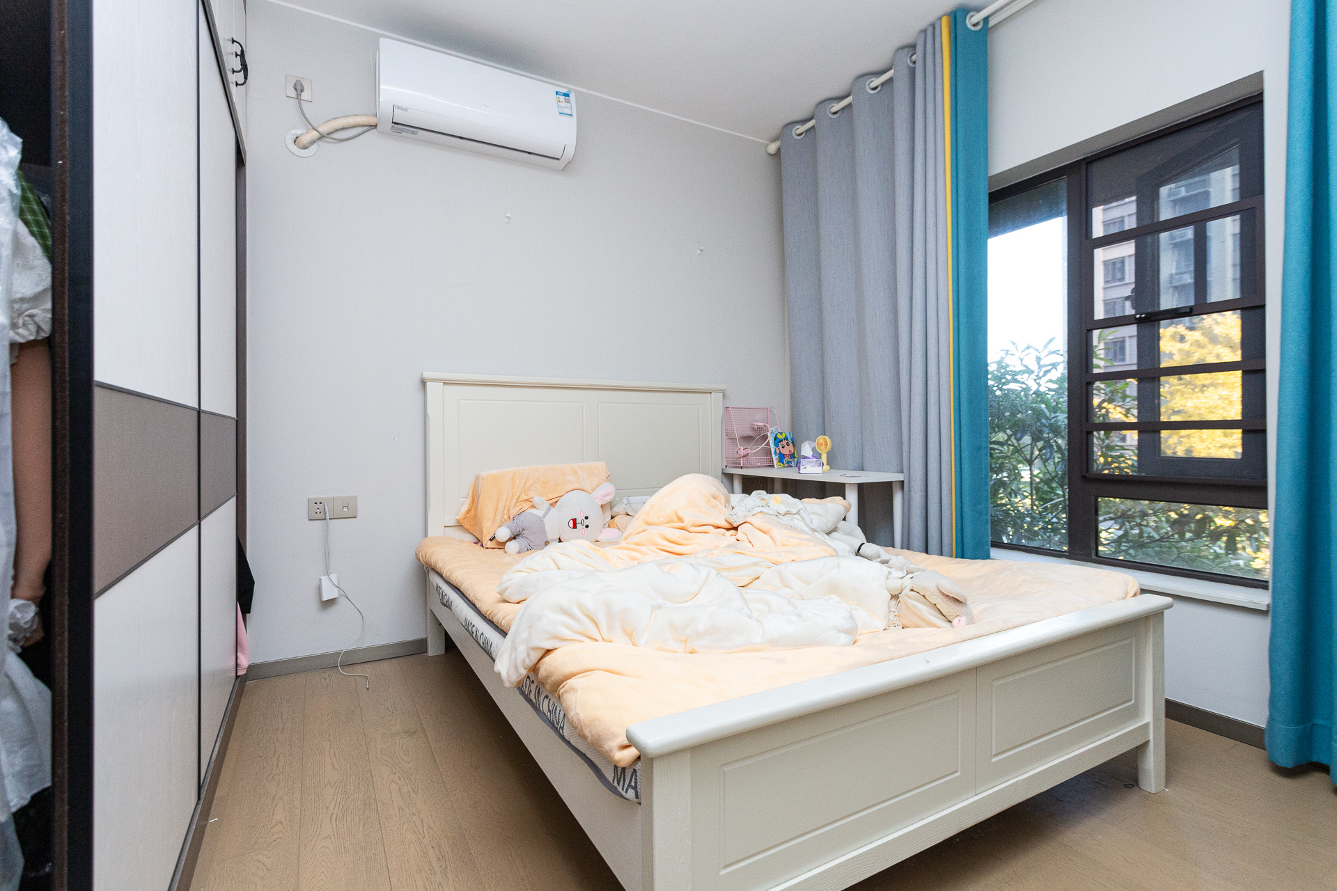 时代倾城四期 2室2厅1卫 64.8万 时代倾城四期 2室2厅1卫 64.8万卧室