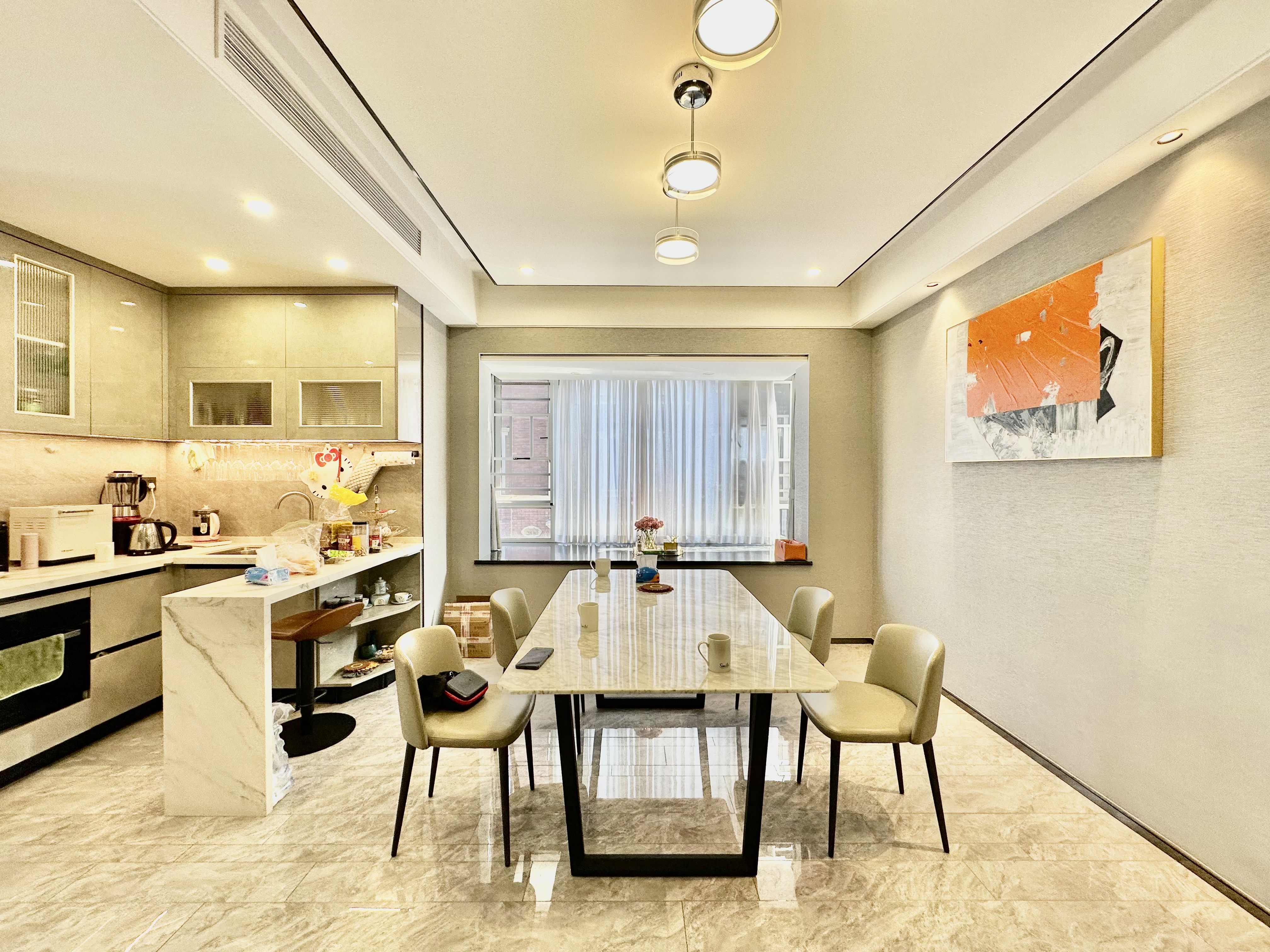 谷山逸墅  5室2厅3卫    538.0万 谷山逸墅  5室2厅3卫    538.0万客厅