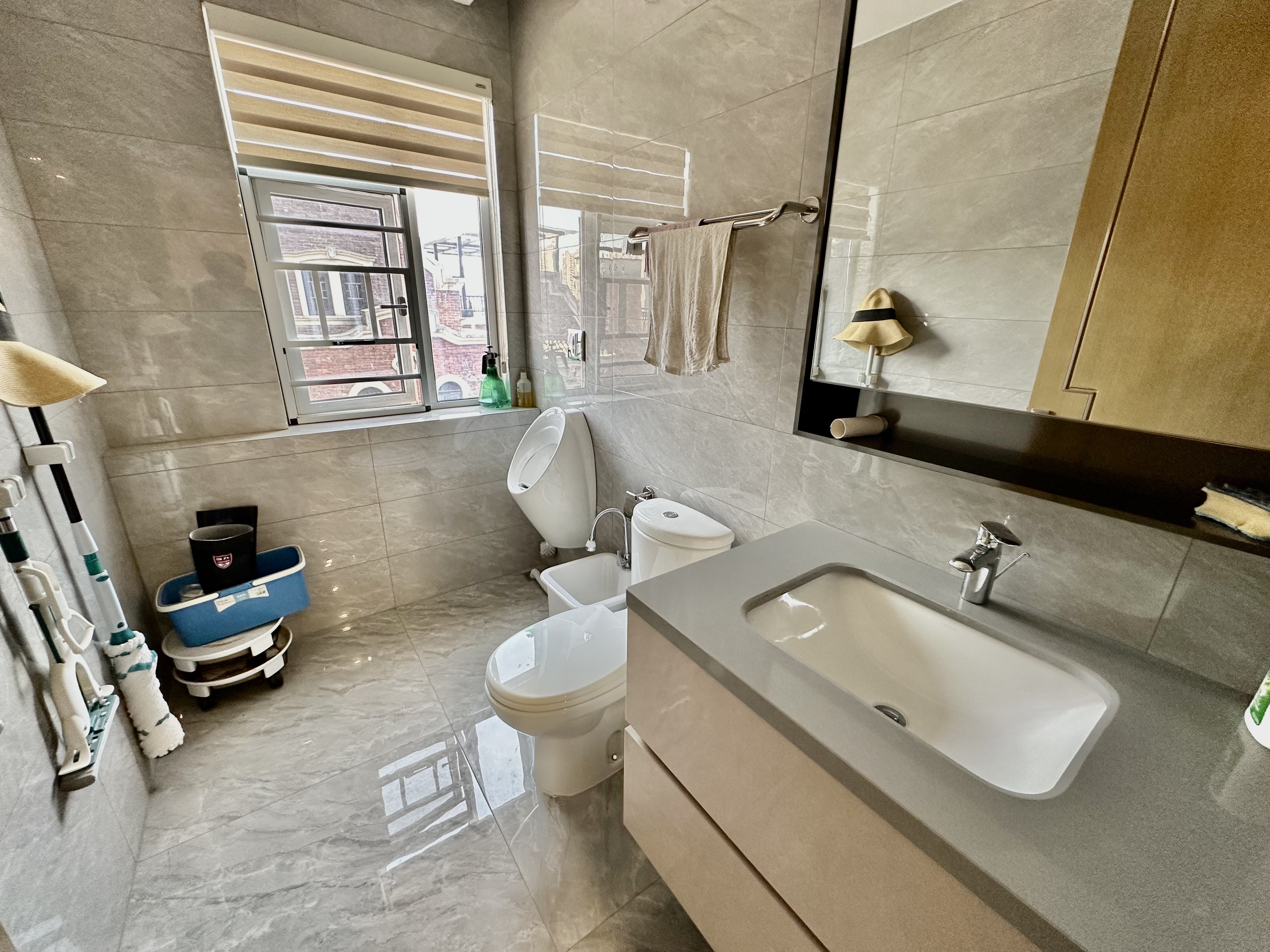 谷山逸墅  5室2厅3卫    538.0万 谷山逸墅  5室2厅3卫    538.0万卫生间