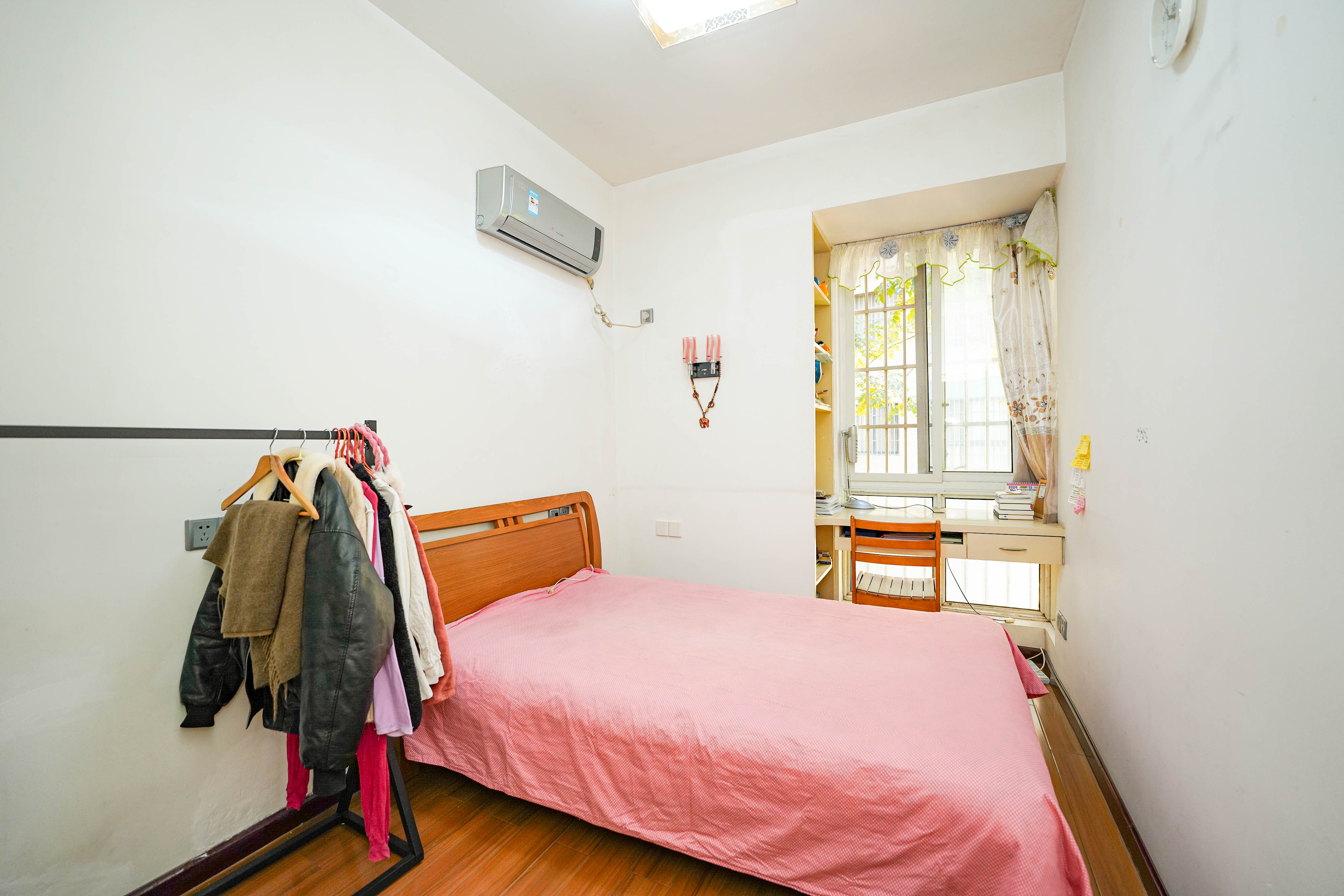 山水印象(愿景想山) 2室2厅1卫 37.99万 山水印象(愿景想山) 2室2厅1卫 37.99万卧室