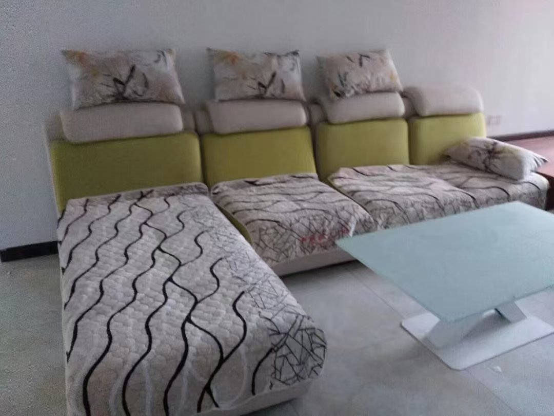 国泰九龙湾 4室2厅2卫 2500.0元/月 国泰九龙湾 4室2厅2卫 2500.0元/月室内图