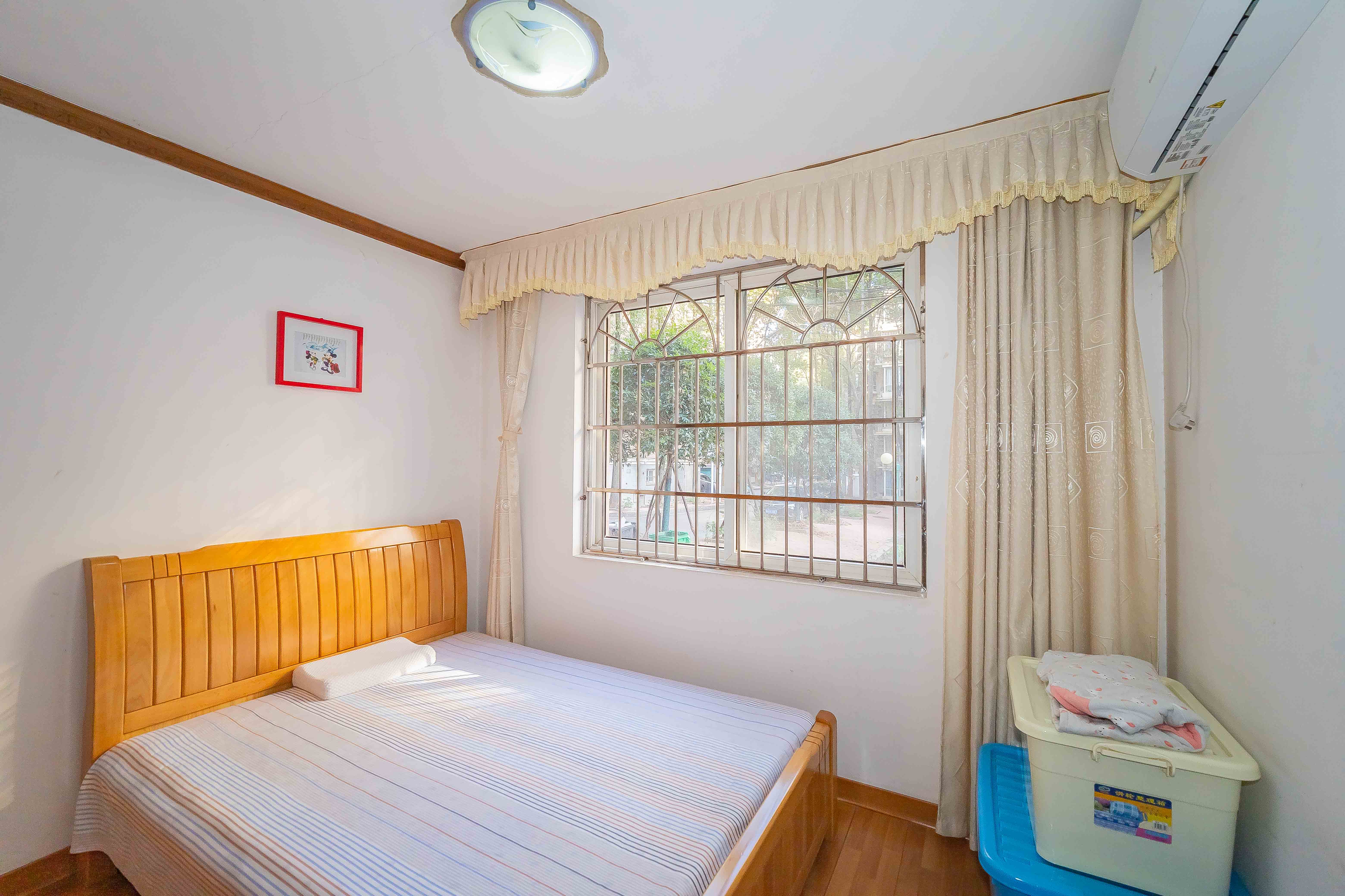 丽江翠园 3室2厅1卫 62.8万 丽江翠园 3室2厅1卫 62.8万卧室