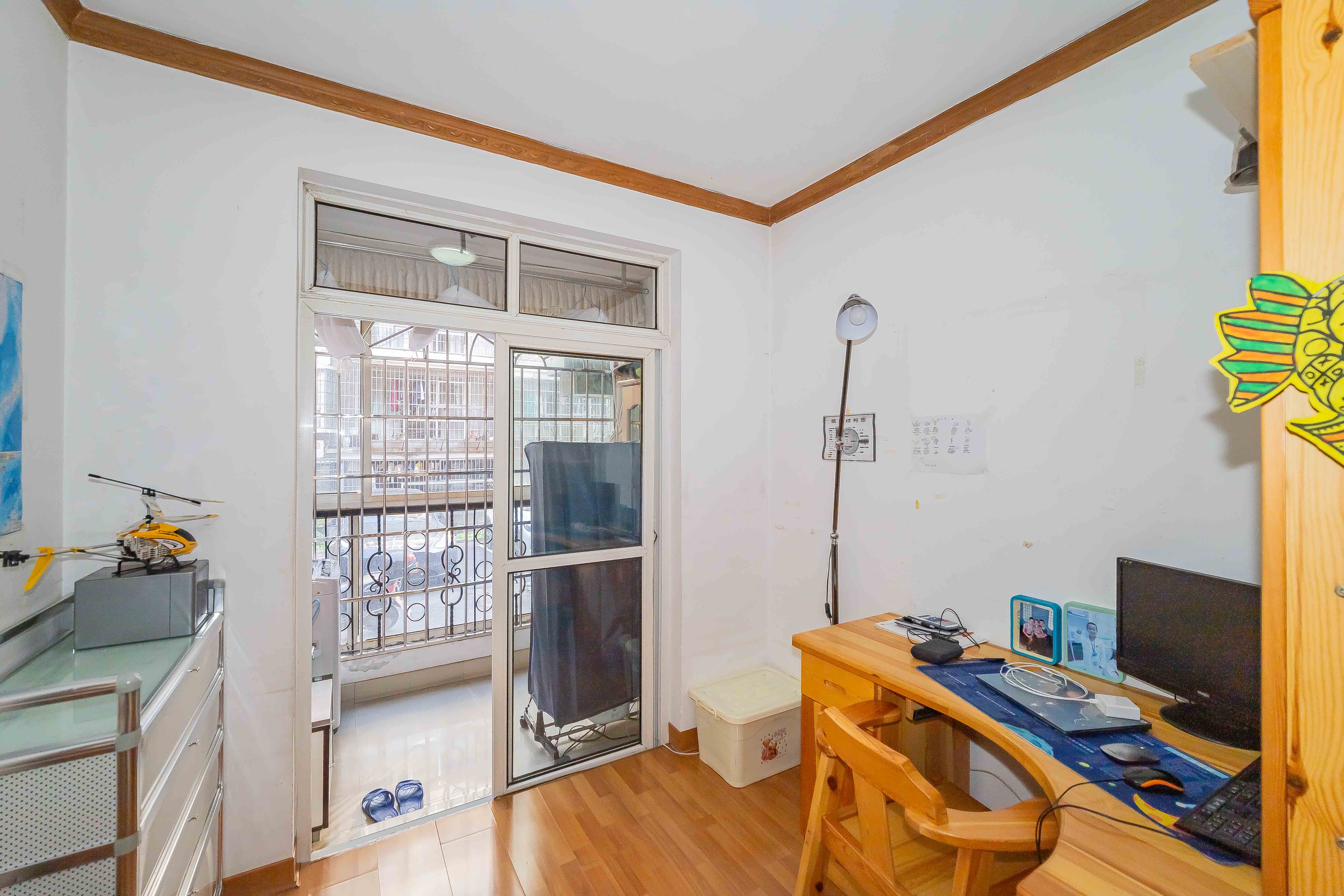 丽江翠园 3室2厅1卫 62.8万 丽江翠园 3室2厅1卫 62.8万卧室