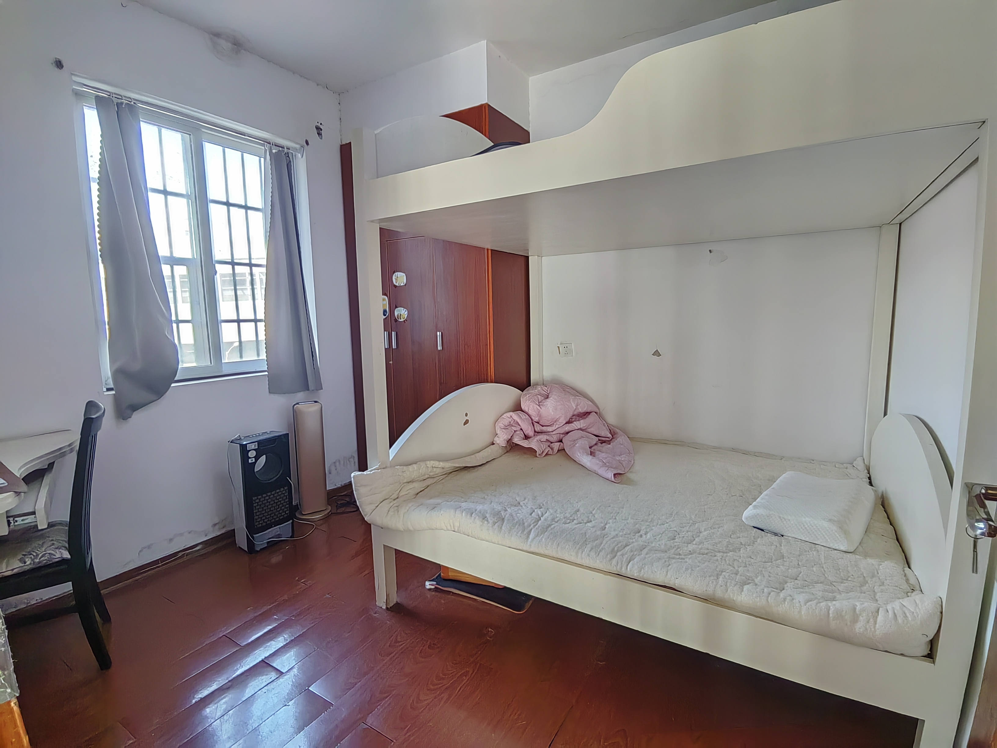 世景华庭  2室2厅1卫    1500.0元/月室内图