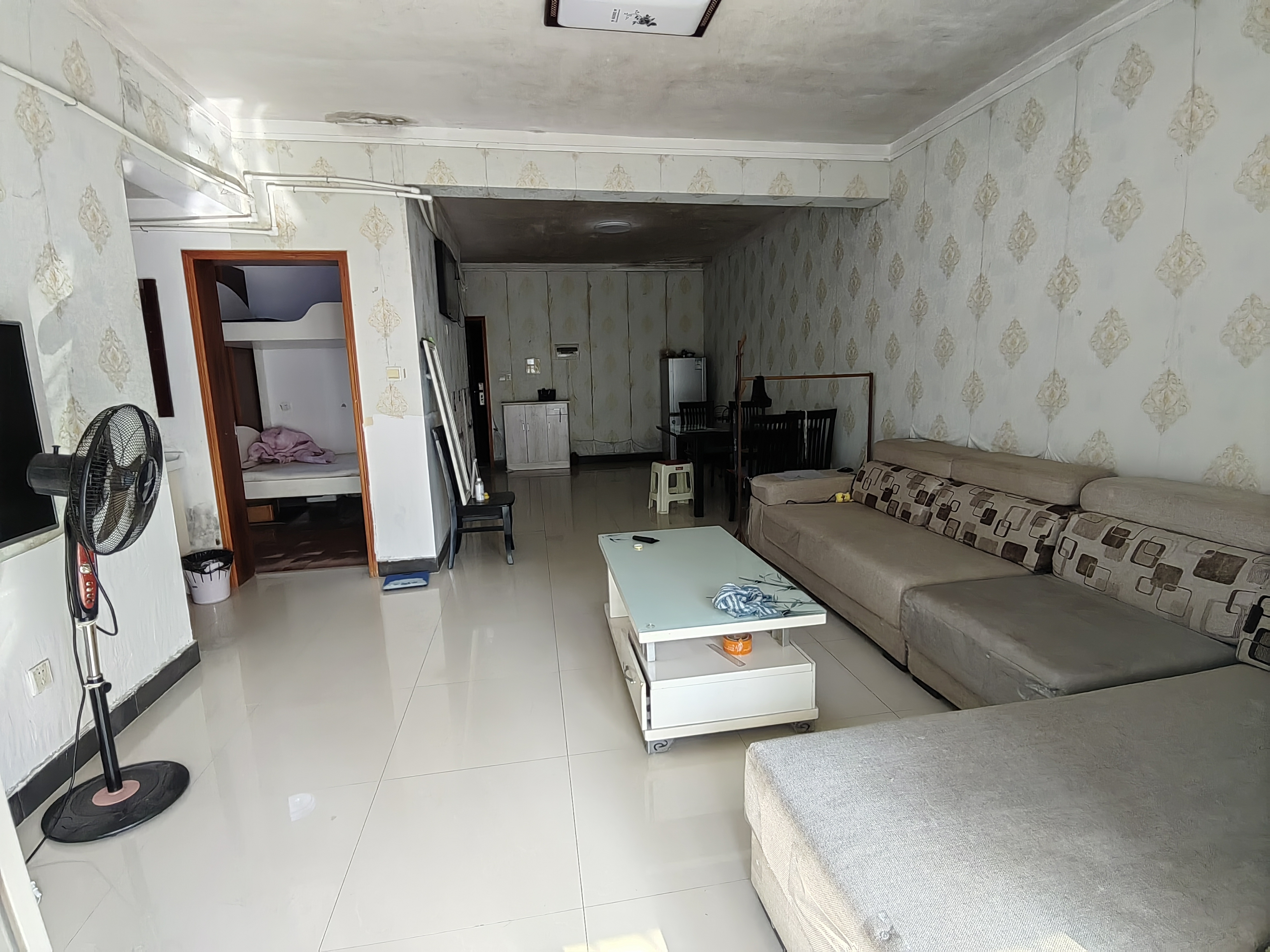 世景华庭  2室2厅1卫    1500.0元/月室内图