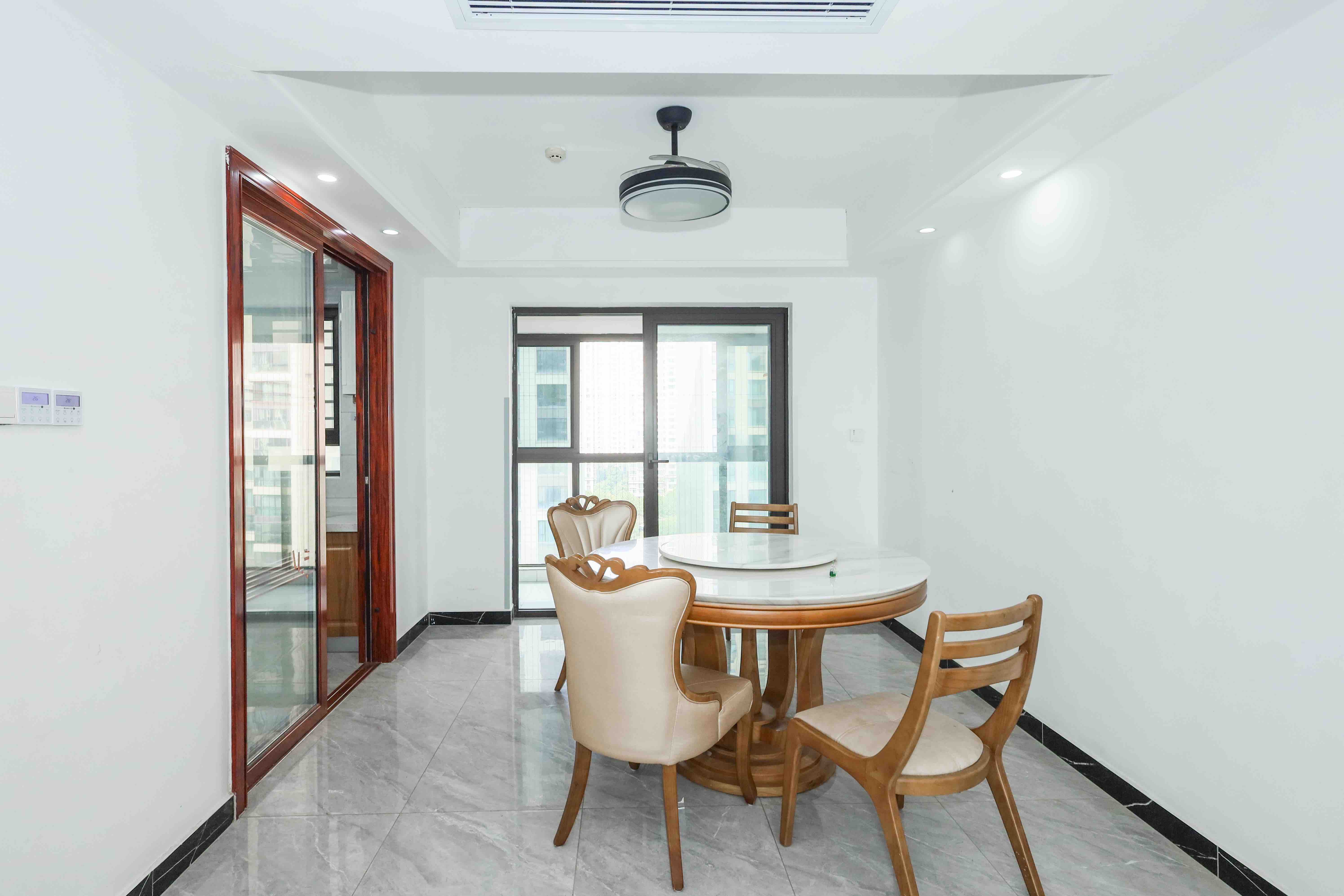 晟通牡丹舸 3室2厅2卫 6000.0元/月 晟通牡丹舸 3室2厅2卫 6000.0元/月室内图