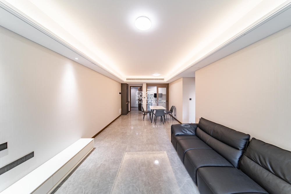 卓越洋湖晴翠  3室1厅2卫    145.0万