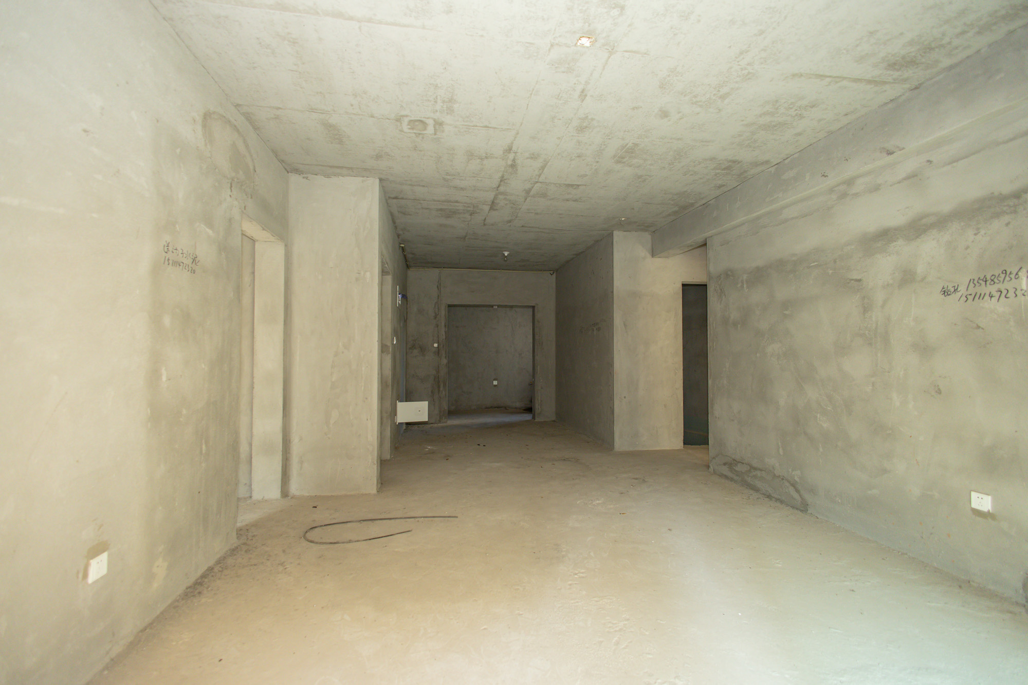 中梁星都荟  4室2厅2卫    95.8万 中梁星都荟  4室2厅2卫    95.8万