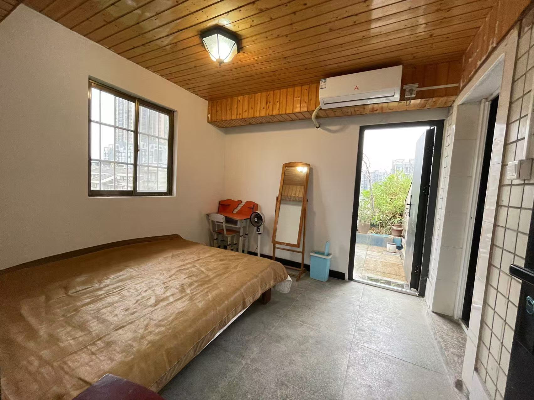 德政园 2室1厅1卫 1400.0元/月 德政园 2室1厅1卫 1400.0元/月室内图