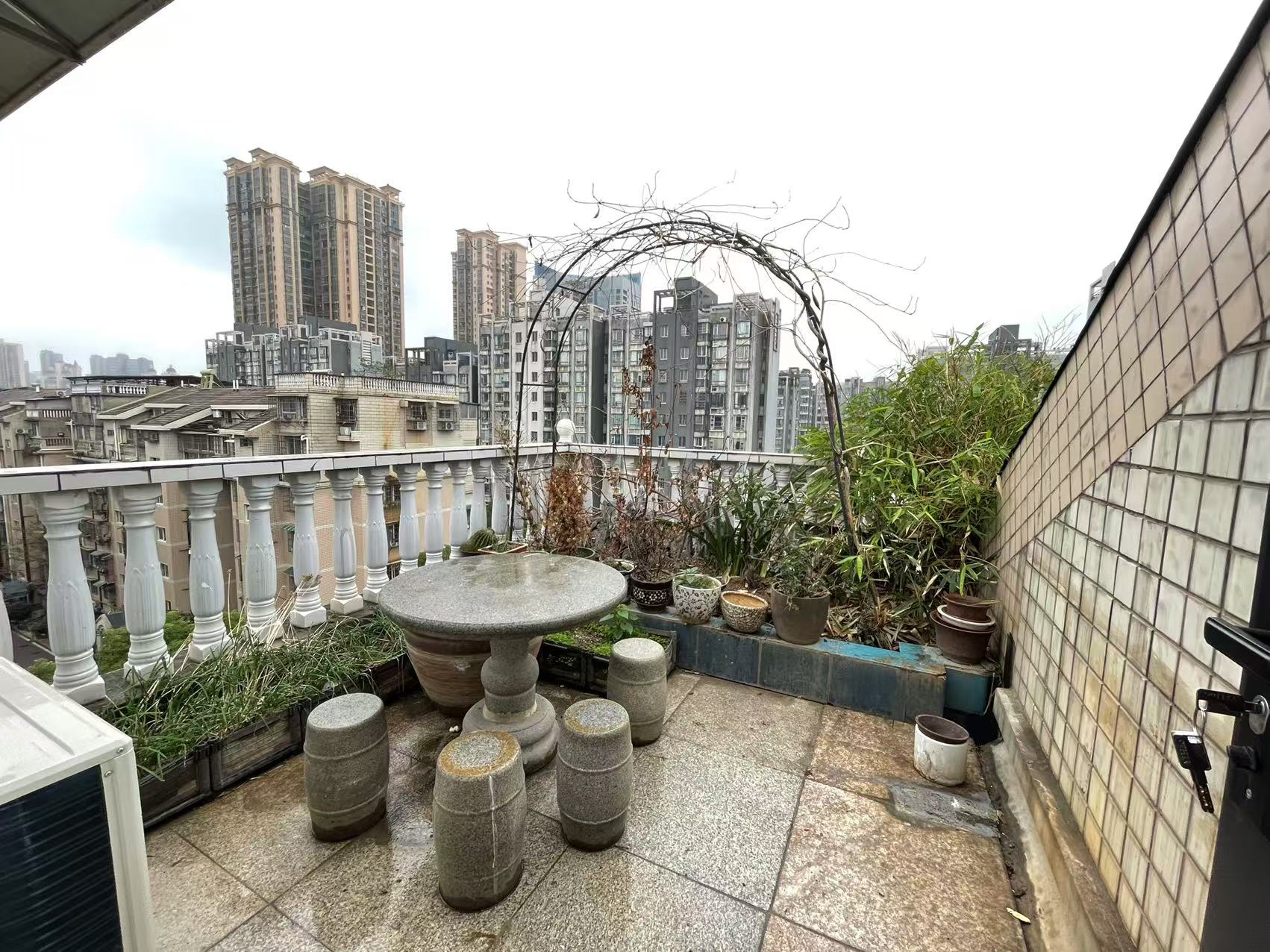 德政园 2室1厅1卫 1400.0元/月 德政园 2室1厅1卫 1400.0元/月室内图