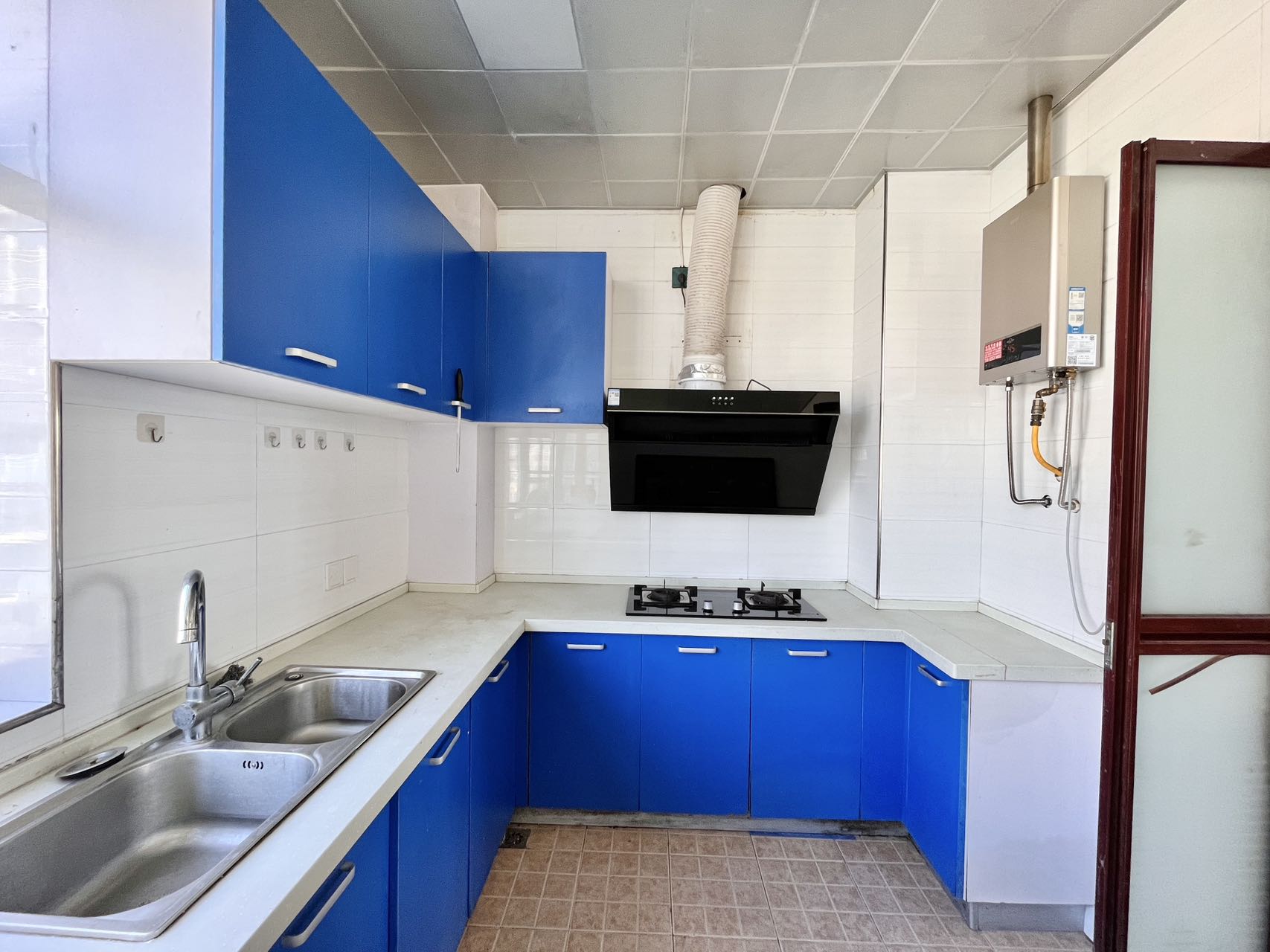 望兴景园一期 3室2厅2卫 2500.0元/月 望兴景园一期 3室2厅2卫 2500.0元/月室内图