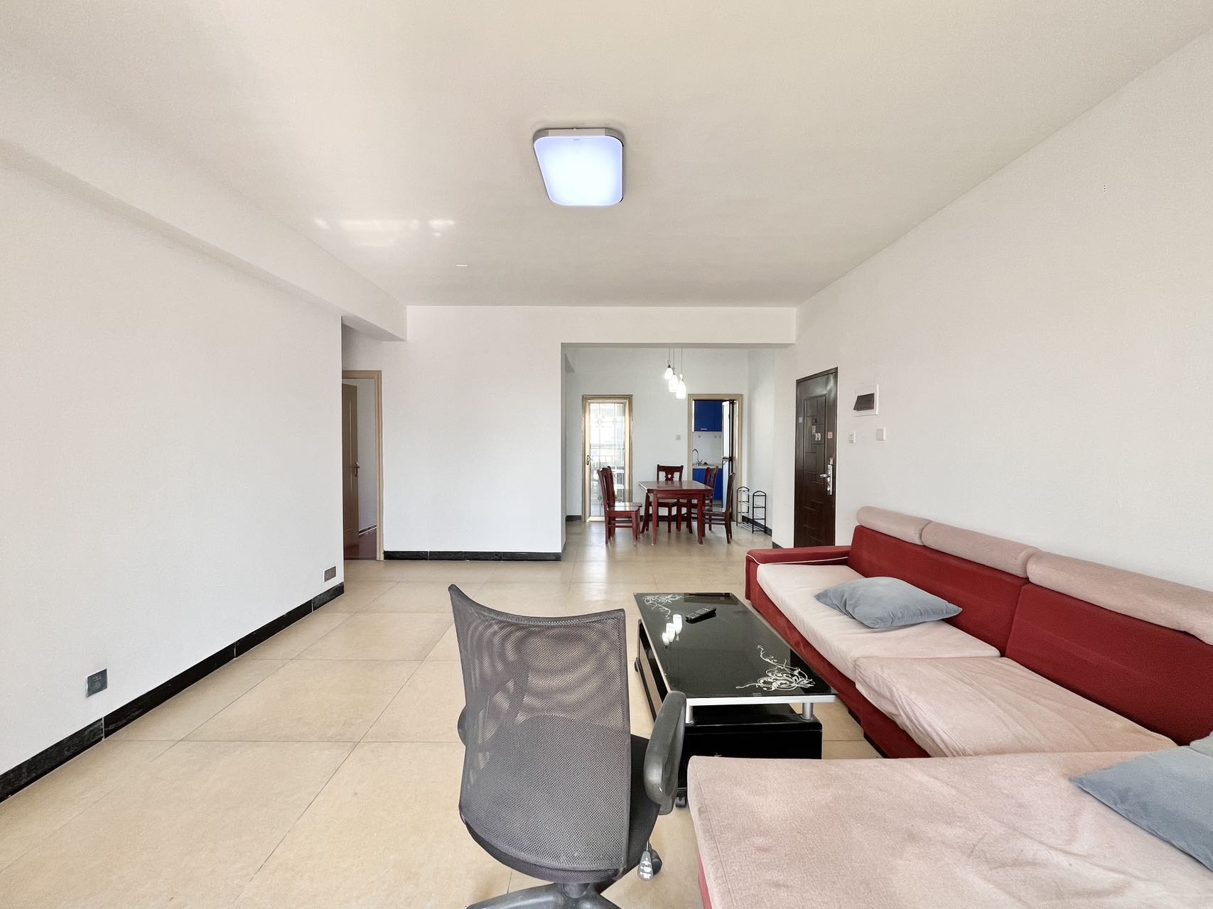 望兴景园一期 3室2厅2卫 2500.0元/月 望兴景园一期 3室2厅2卫 2500.0元/月室内图