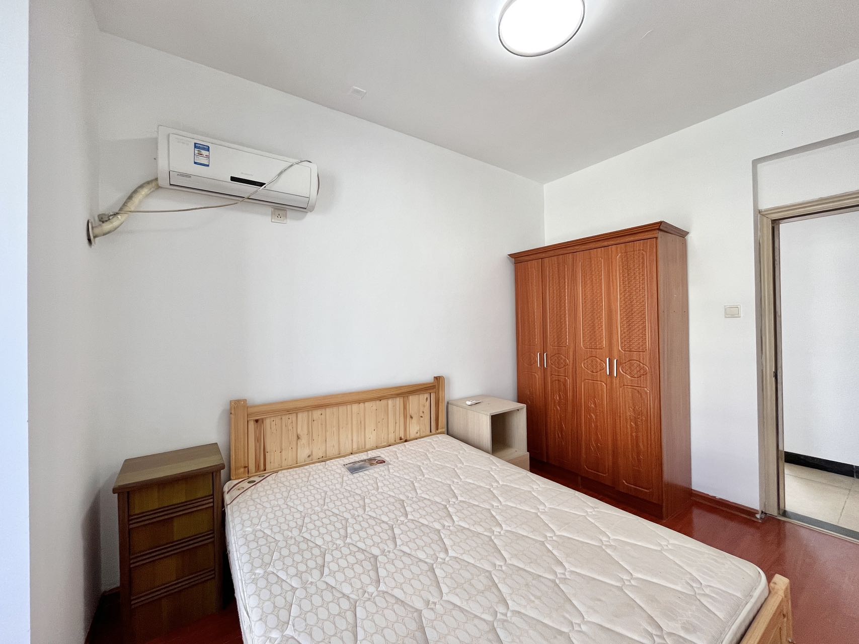 望兴景园一期 3室2厅2卫 2500.0元/月 望兴景园一期 3室2厅2卫 2500.0元/月室内图