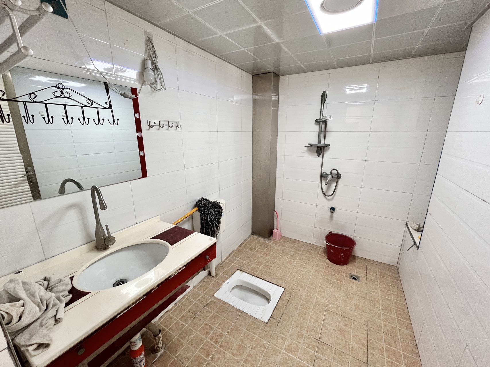 望兴景园一期 3室2厅2卫 2500.0元/月 望兴景园一期 3室2厅2卫 2500.0元/月室内图