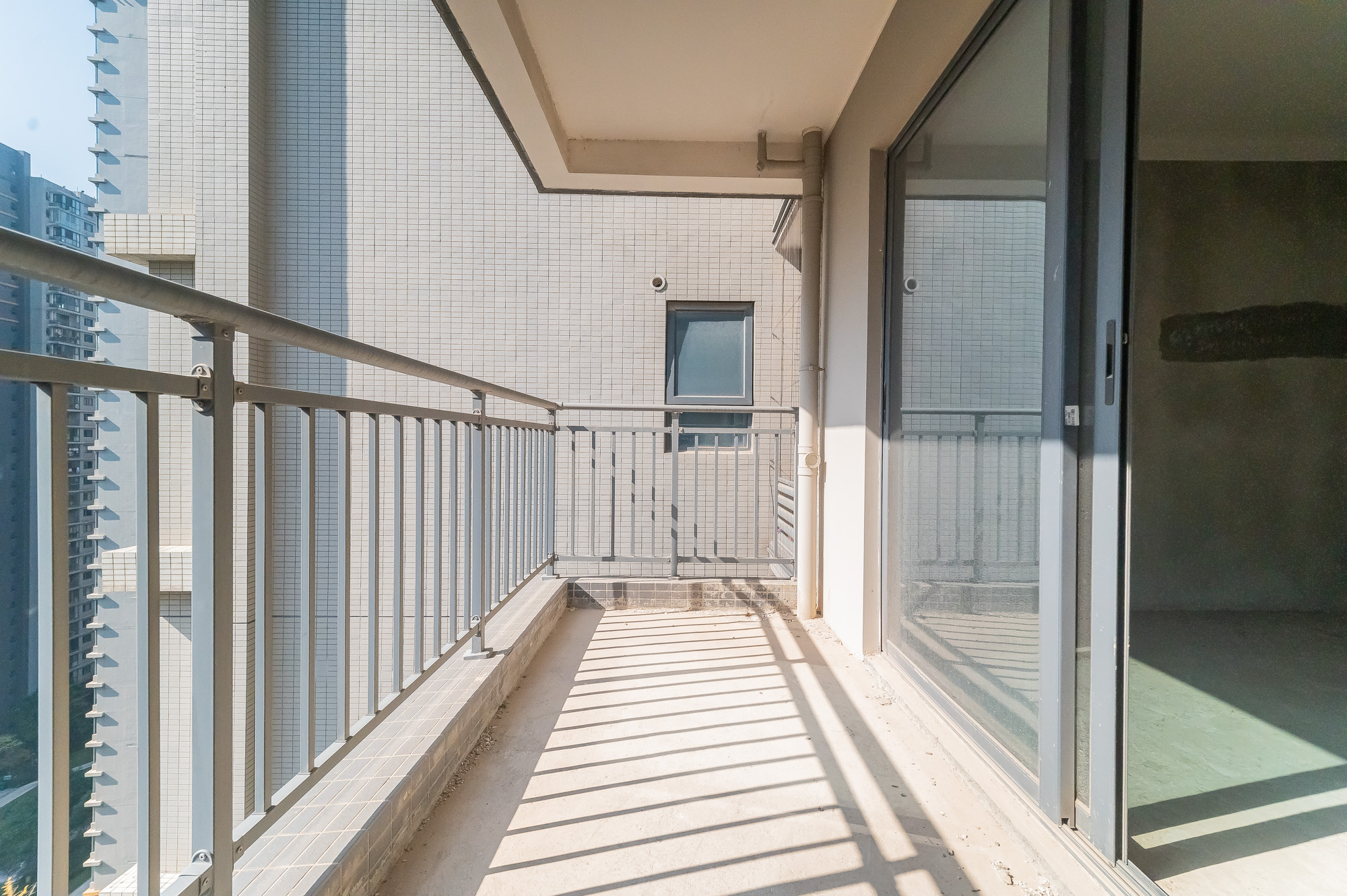 恒基凯旋门三期 4室2厅2卫 124.8万 恒基凯旋门三期 4室2厅2卫 124.8万其他