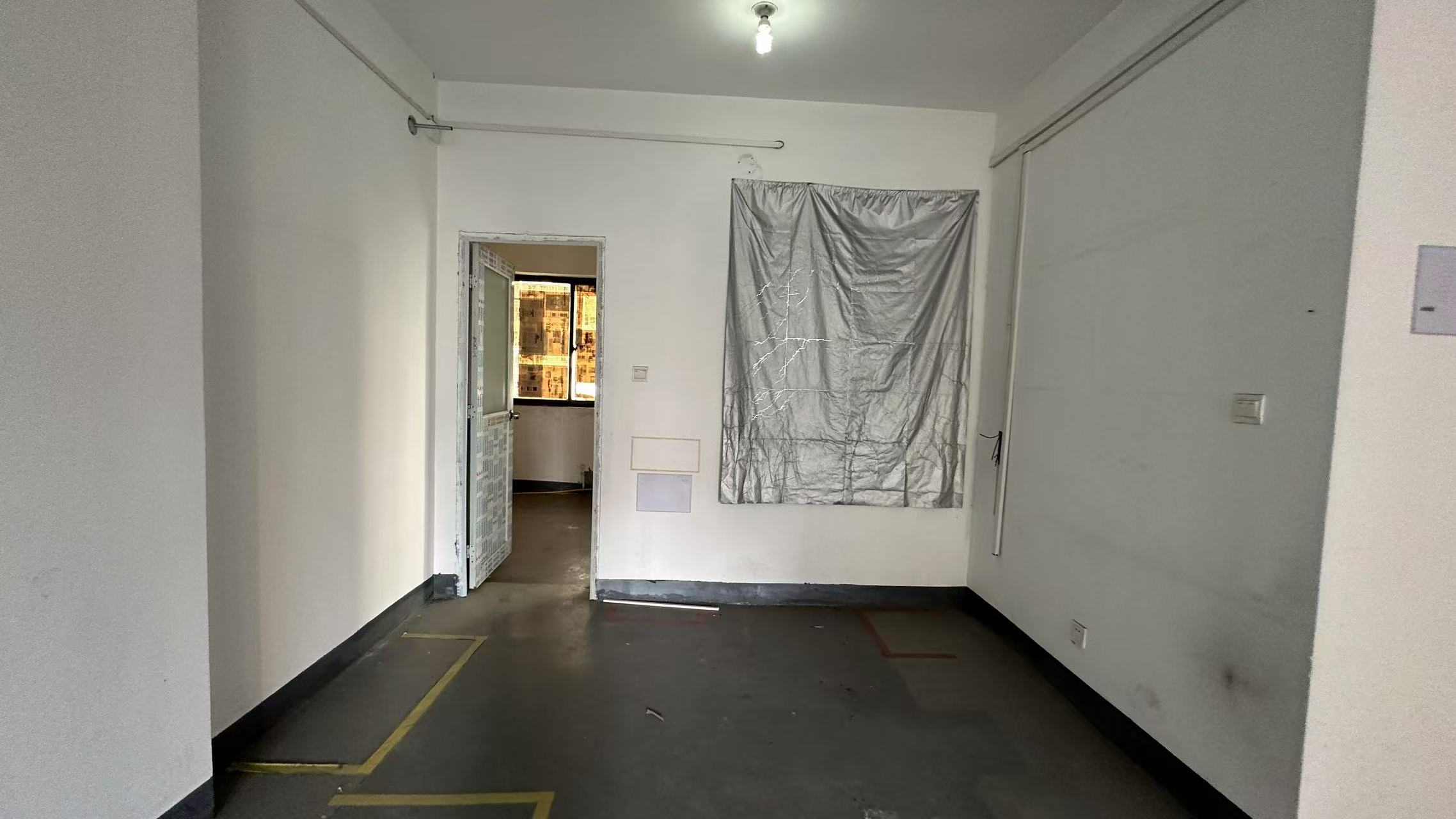 龙腾国际 3室2厅2卫 65.0万 龙腾国际 3室2厅2卫 65.0万室内图