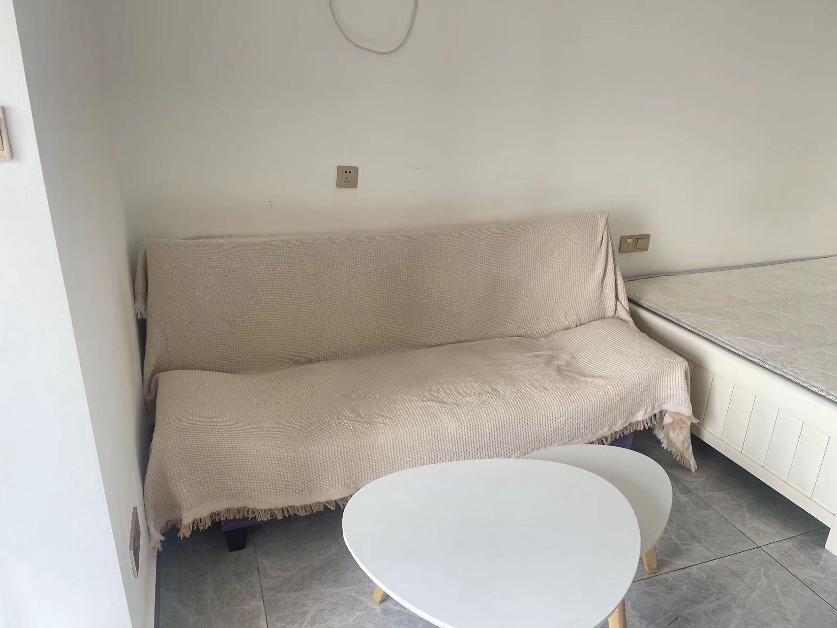 堤亚纳湾（深业沙河城）  1室1厅1卫    1400.0元/月室内图1