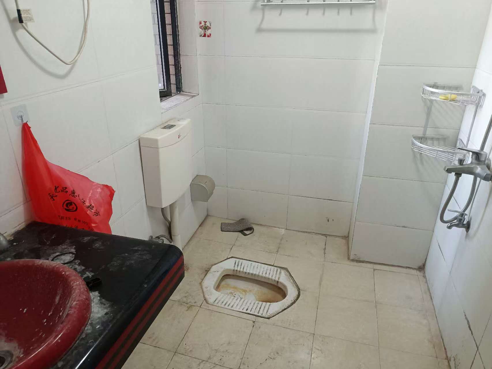 三江花中城 3室2厅2卫 2100.0元/月 三江花中城 3室2厅2卫 2100.0元/月室内图