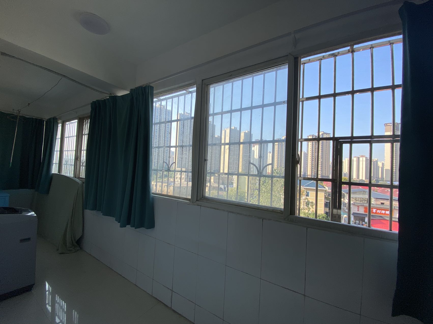 瀚水栗源 5室1厅2卫 1800.0元/月 瀚水栗源 5室1厅2卫 1800.0元/月室内图