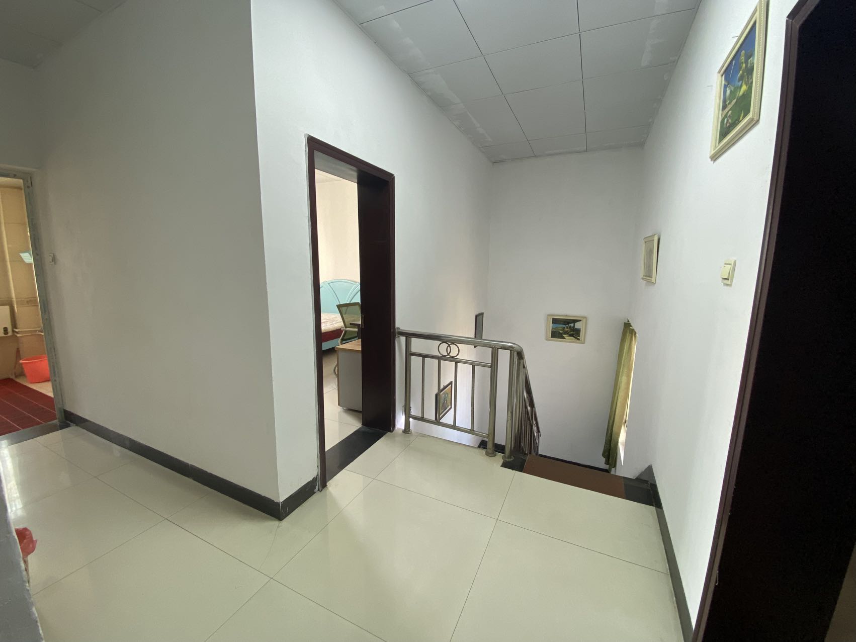 瀚水栗源 5室1厅2卫 1800.0元/月 瀚水栗源 5室1厅2卫 1800.0元/月室内图