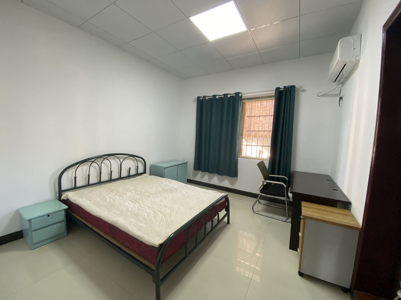 瀚水栗源 5室1厅2卫 1800.0元/月 瀚水栗源 5室1厅2卫 1800.0元/月室内图