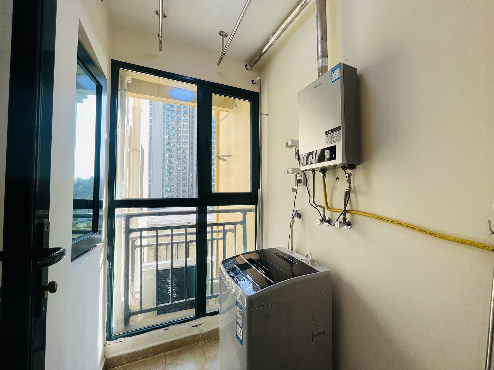 恒大绿洲 2室2厅1卫 1800.0元/月 恒大绿洲 2室2厅1卫 1800.0元/月室内图