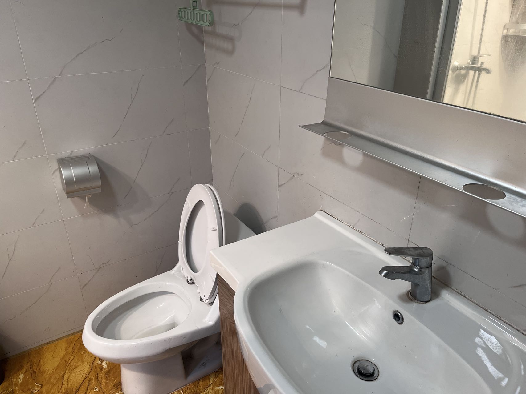 碧桂园南城首府(东宸林海) 4室2厅2卫 2600.0元/月 碧桂园南城首府(东宸林海) 4室2厅2卫 2600.0元/月室内图