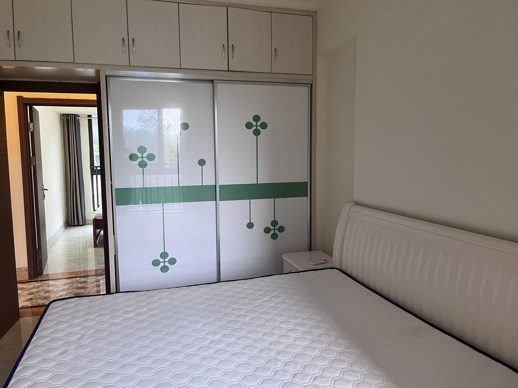 碧桂园南城首府(东宸林海) 4室2厅2卫 2600.0元/月 碧桂园南城首府(东宸林海) 4室2厅2卫 2600.0元/月室内图