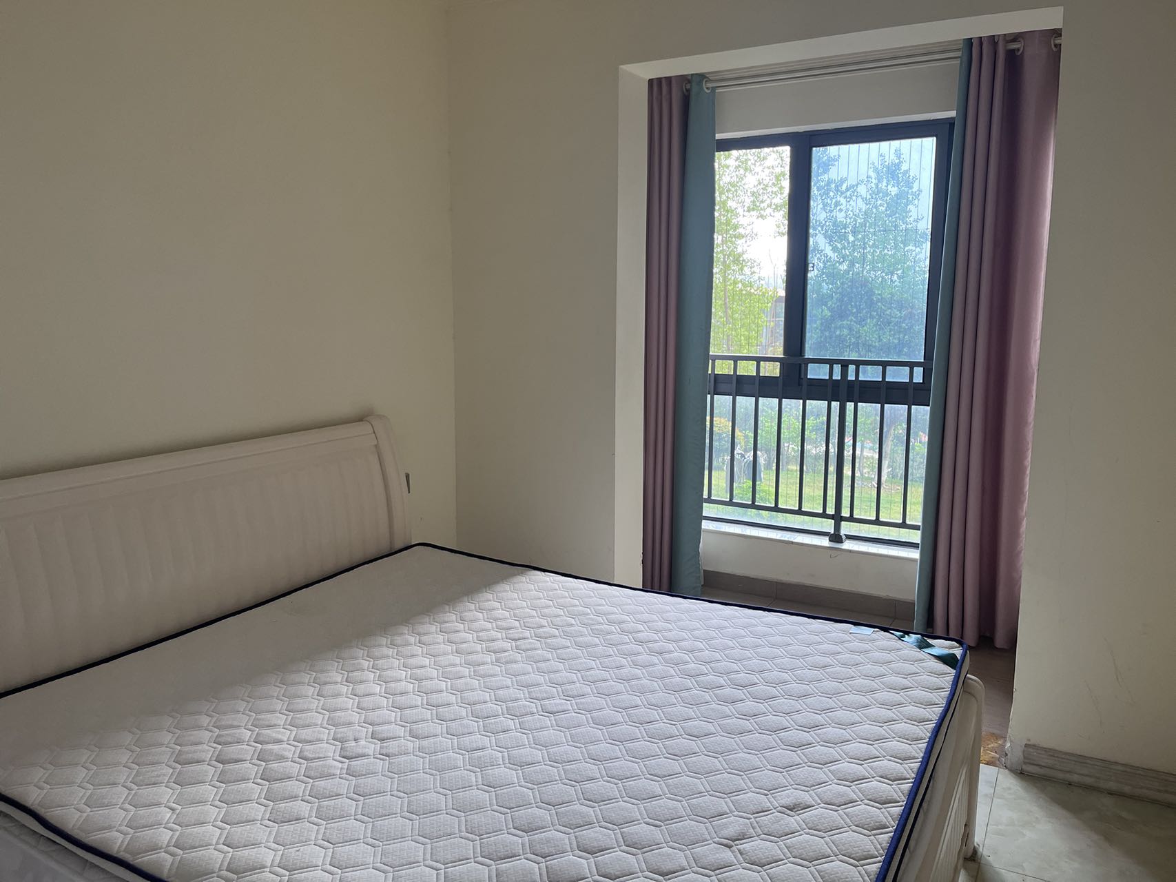 碧桂园南城首府(东宸林海) 4室2厅2卫 2600.0元/月 碧桂园南城首府(东宸林海) 4室2厅2卫 2600.0元/月室内图