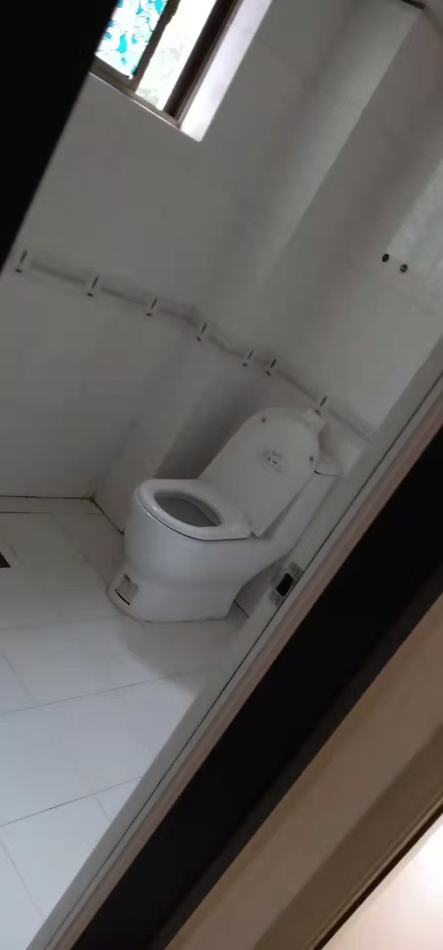 都市村庄 3室2厅2卫 1600.0元/月 都市村庄 3室2厅2卫 1600.0元/月室内图