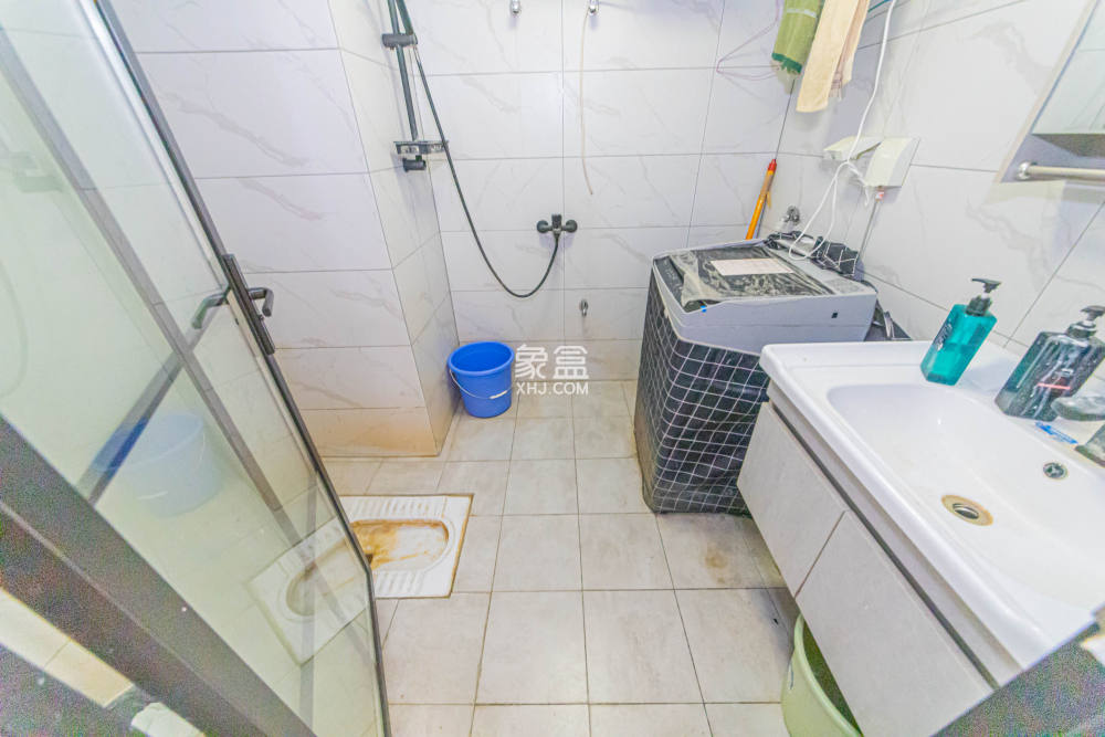 鑫远悦城(鑫远悦时代)  1室1厅1卫    1600.0元/月 鑫远悦城(鑫远悦时代)  1室1厅1卫    1600.0元/月室内图