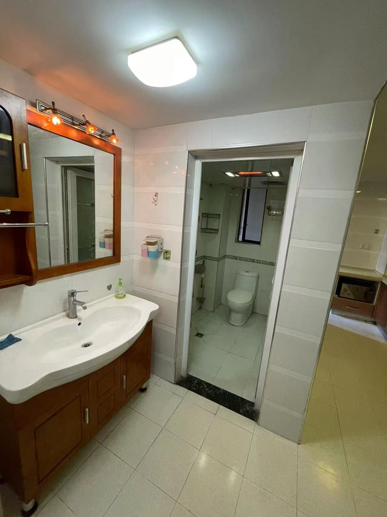 万象新天 3室2厅1卫 2600.0元/月 万象新天 3室2厅1卫 2600.0元/月室内图