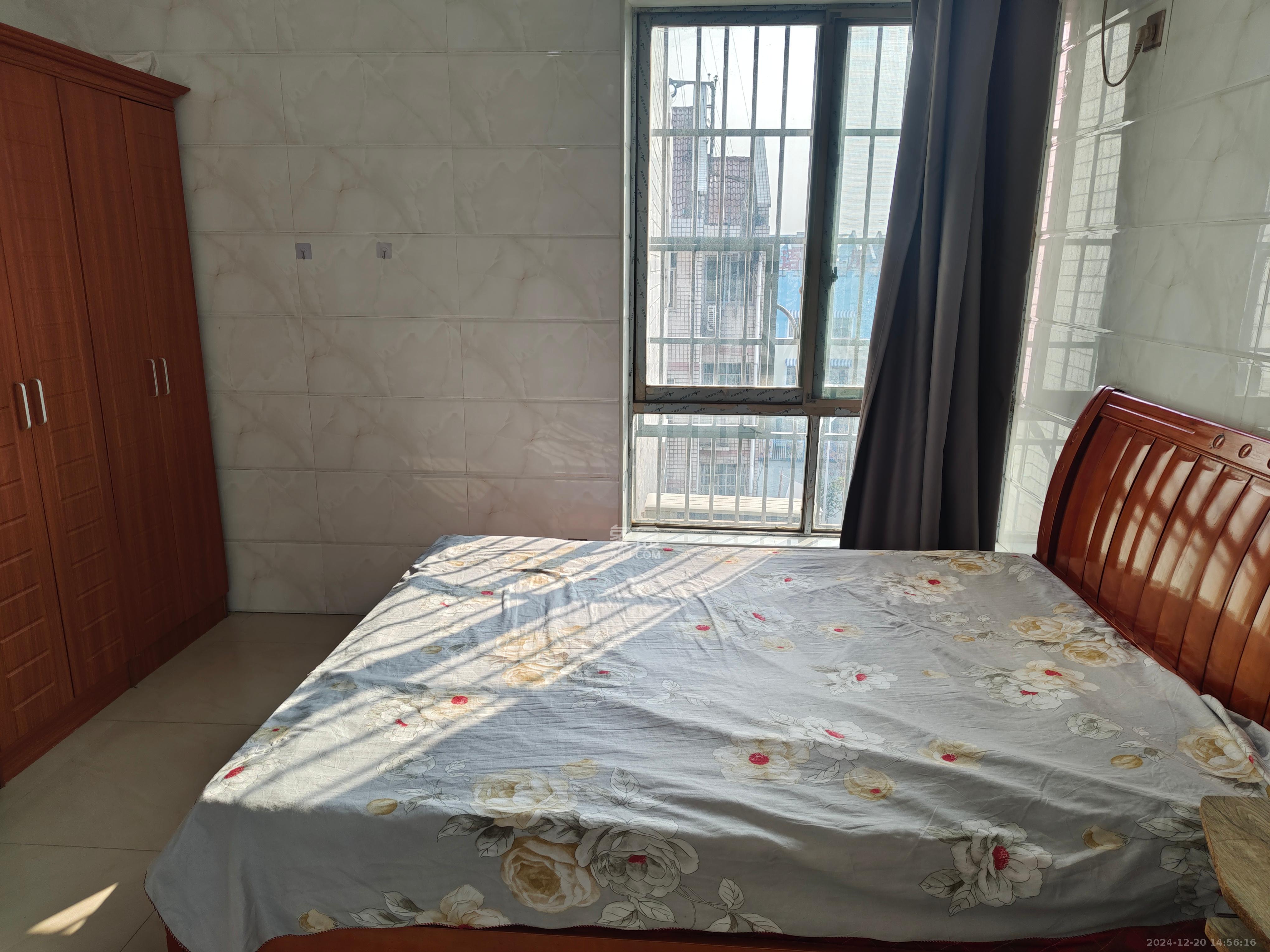 和平小区 3室2厅1卫 1600.0元/月 和平小区 3室2厅1卫 1600.0元/月室内图