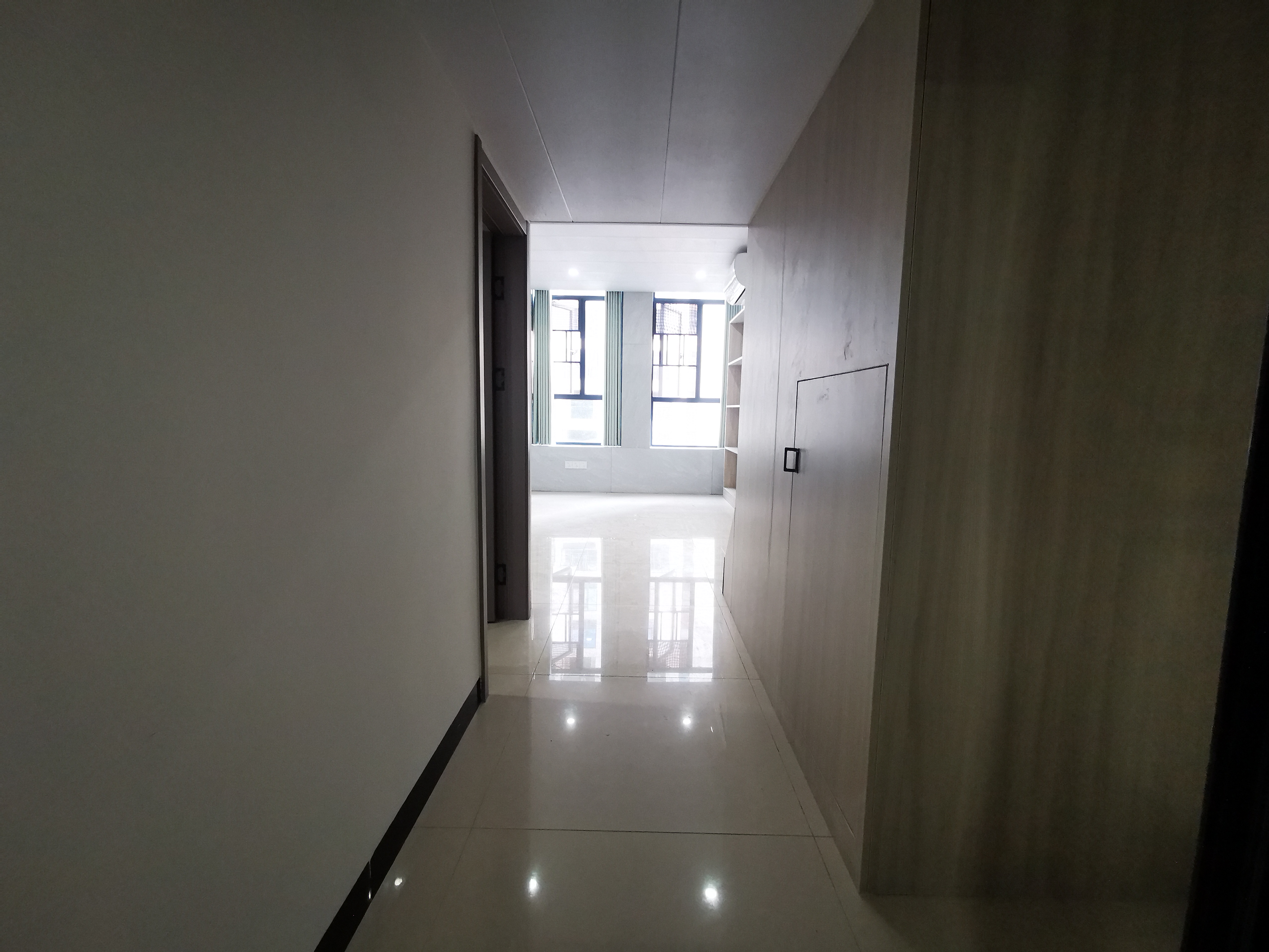 百弘学府城  3室1厅1卫    1300.0元/月室内图