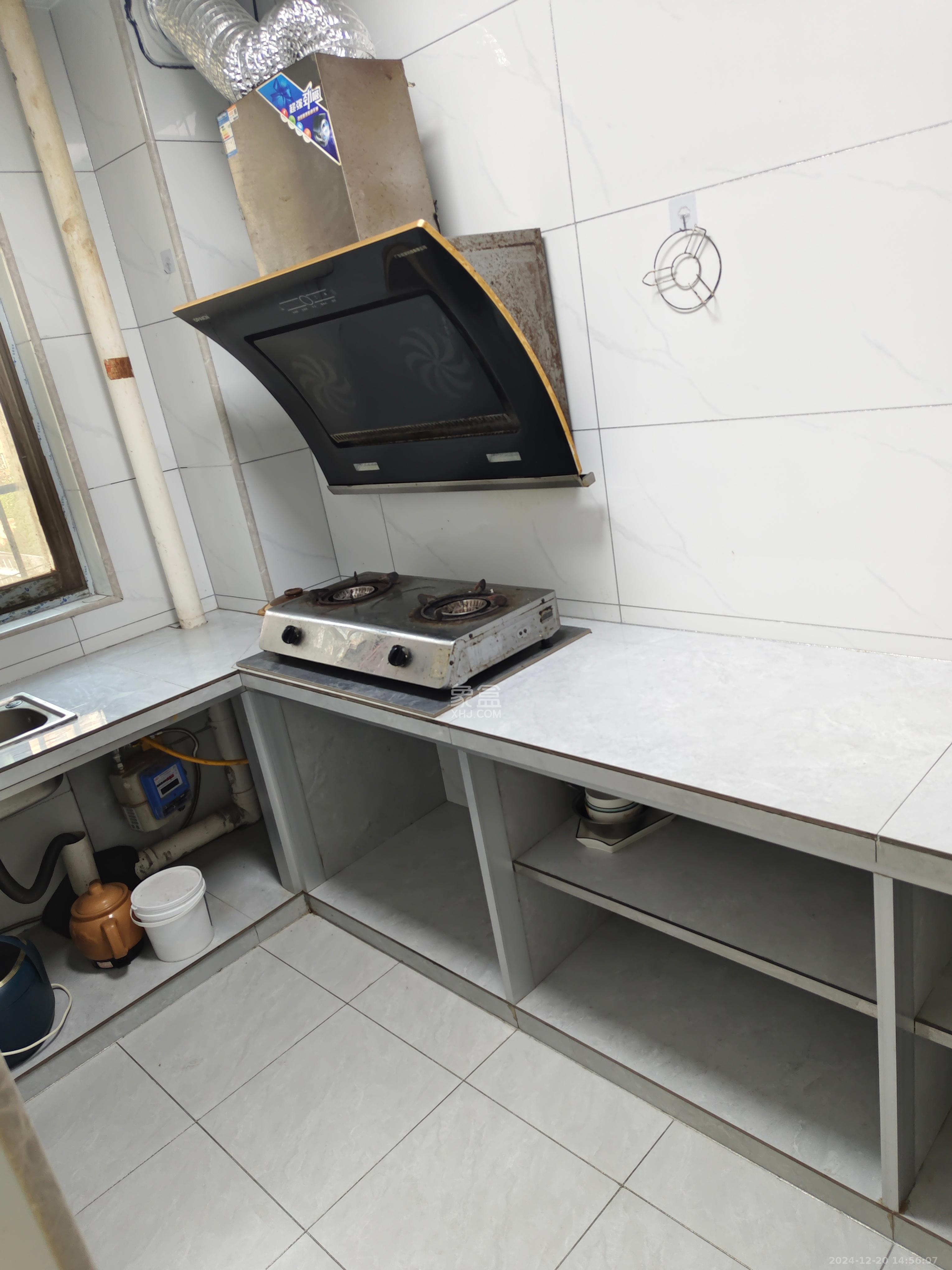 和平小区 3室2厅1卫 1600.0元/月 和平小区 3室2厅1卫 1600.0元/月室内图